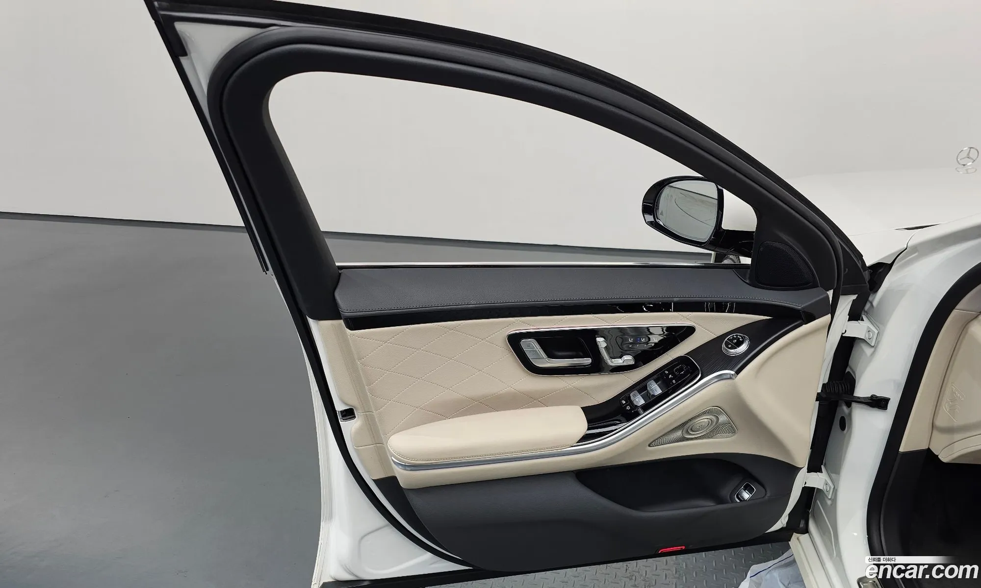 Mercedes-Benz S-Class W223 2023 — 5