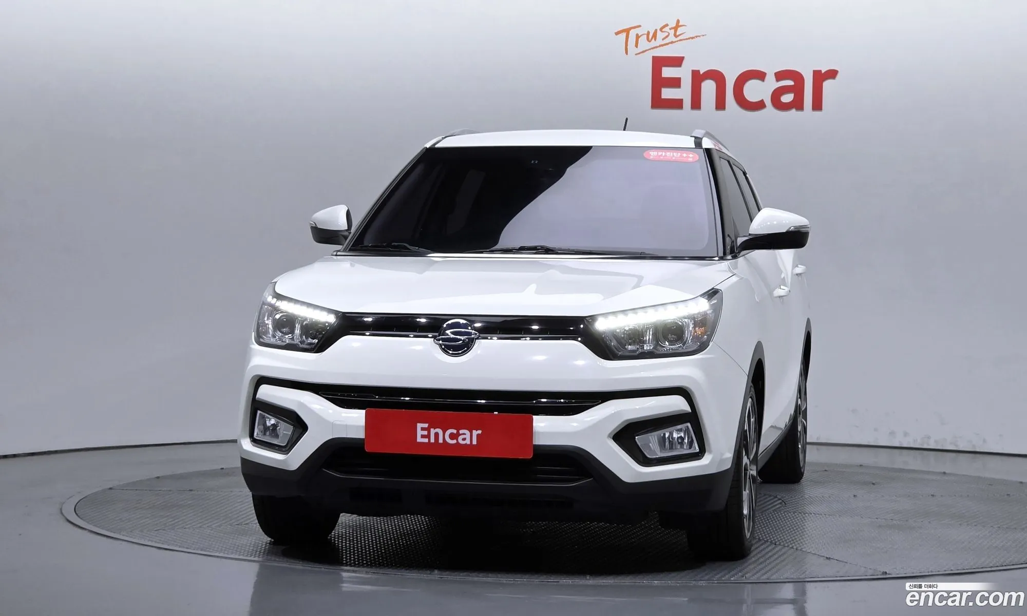 KG Mobility (SsangYong) Tivoli Armour 2018 — 2