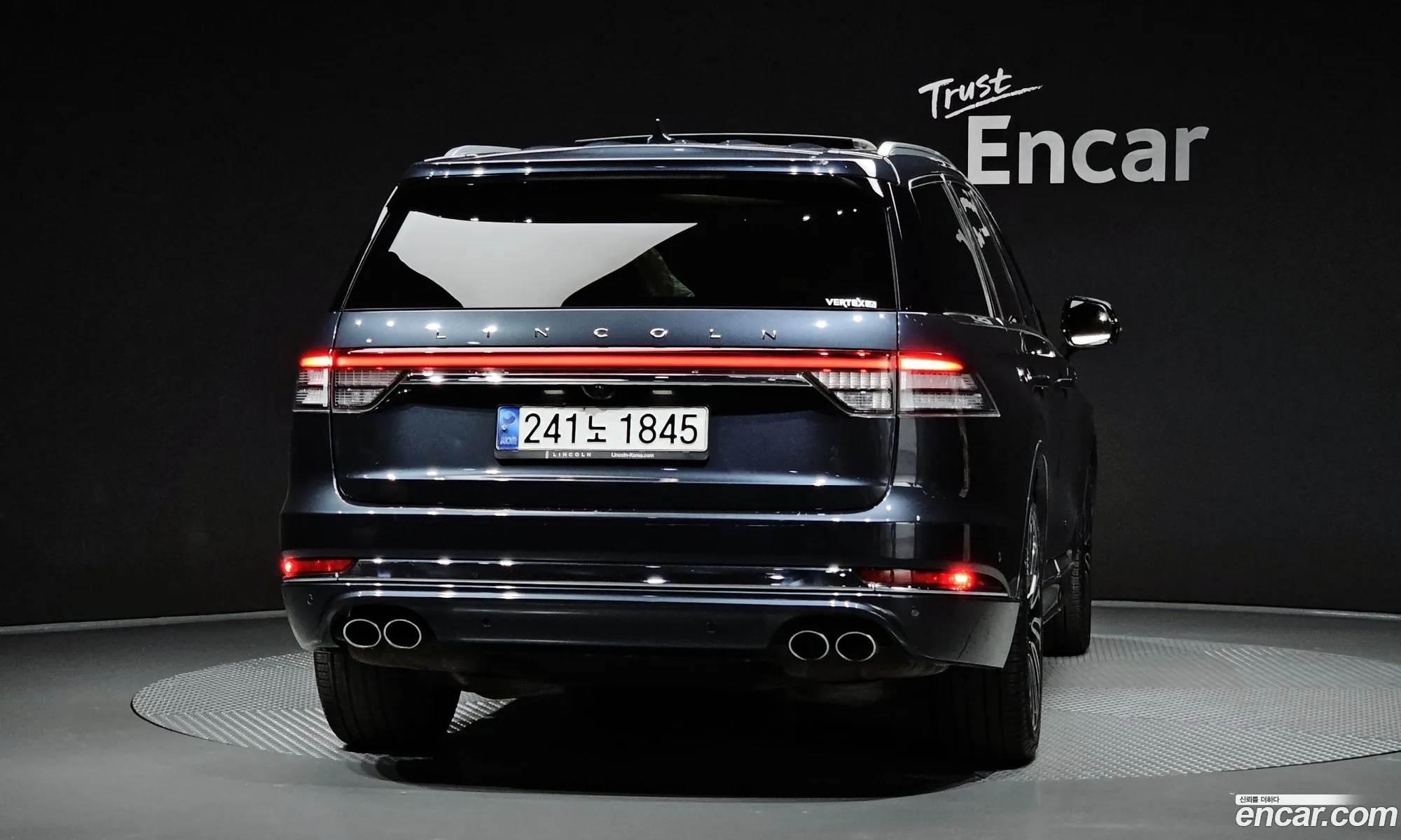 Lincoln Aviator 2020 — 18