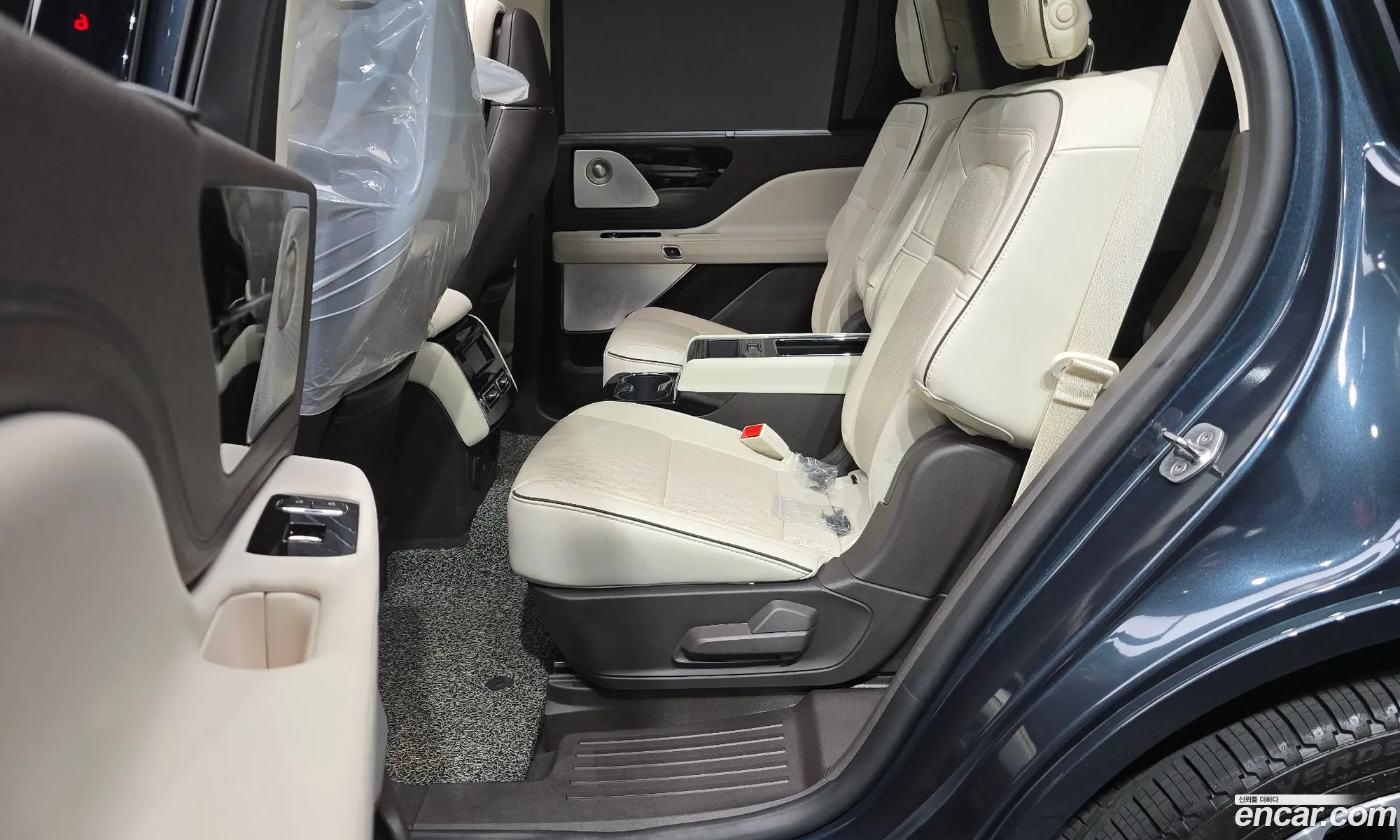 Lincoln Aviator 2020 — 11