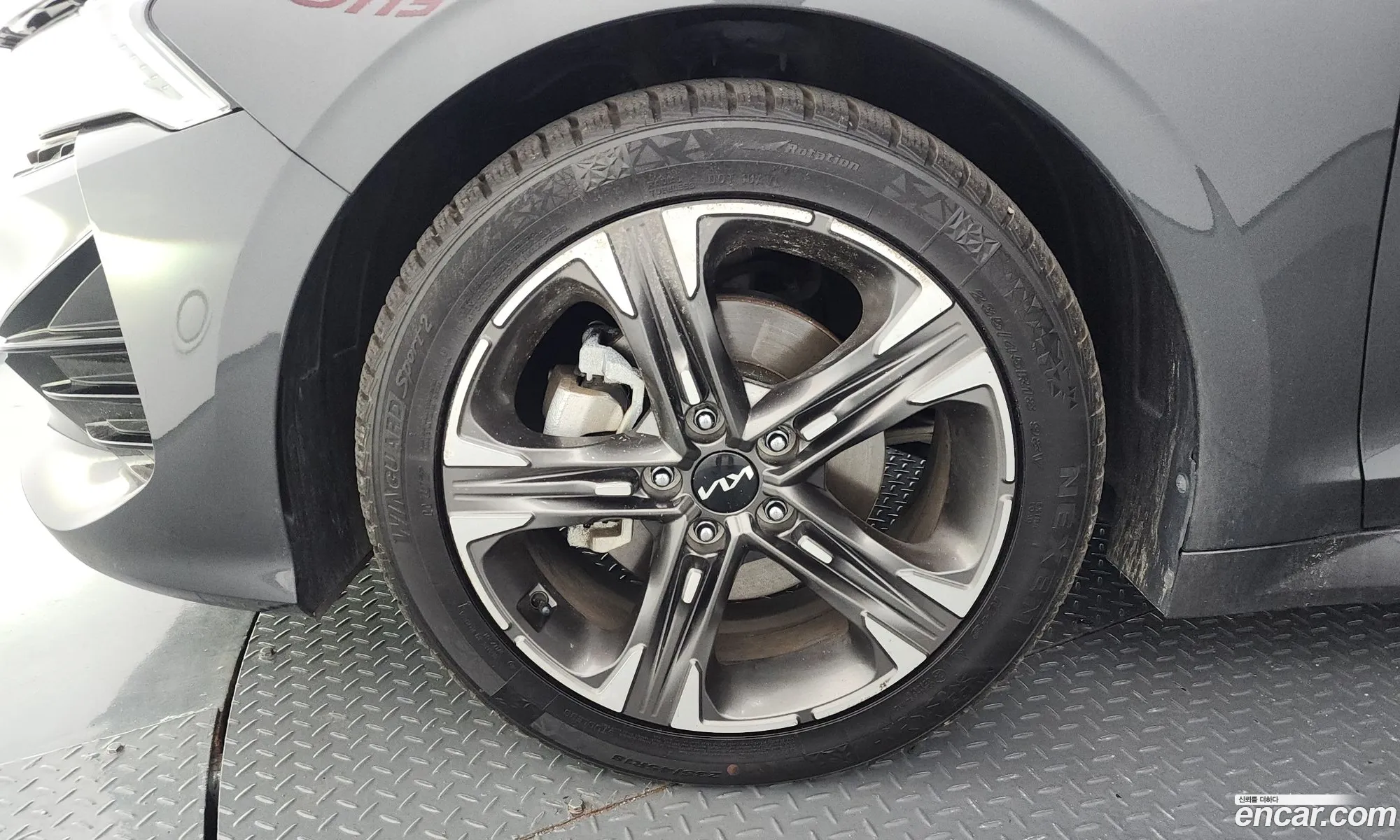 Kia K5 2023 — 24