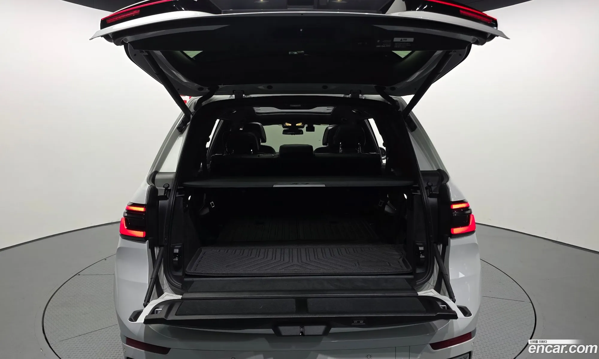 BMW X7 2023 — 14