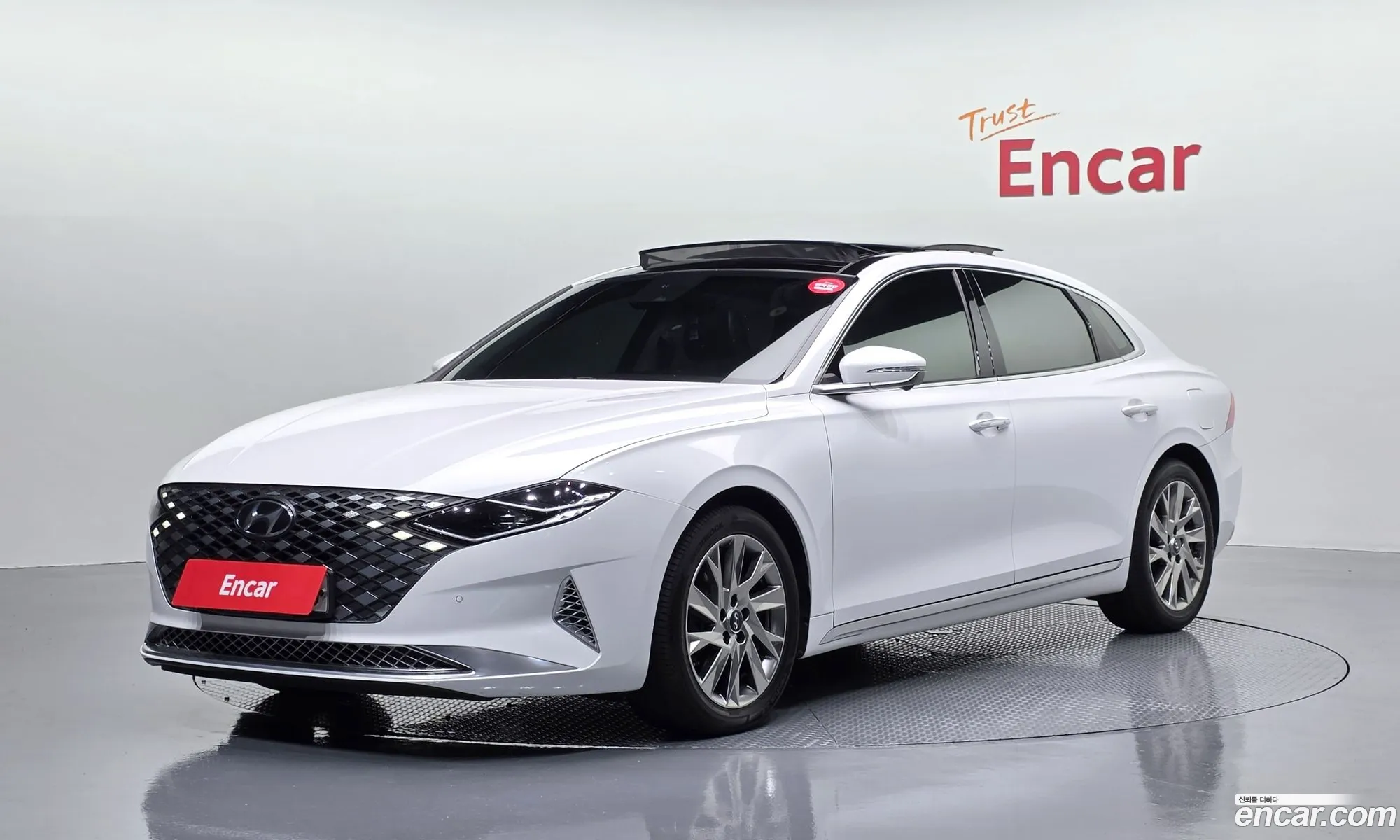 Hyundai Grandeur IG Hybrid 2019 — 4