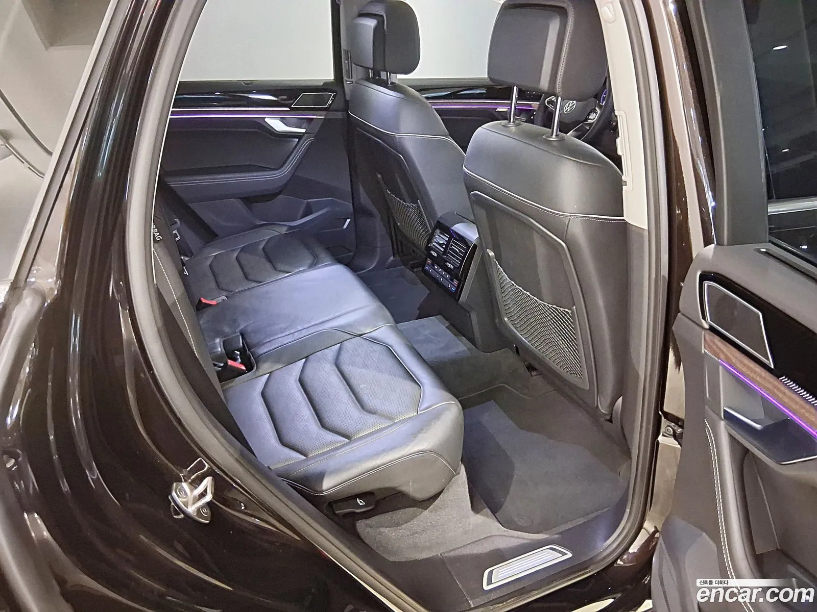 Volkswagen Touareg 2024 — 11