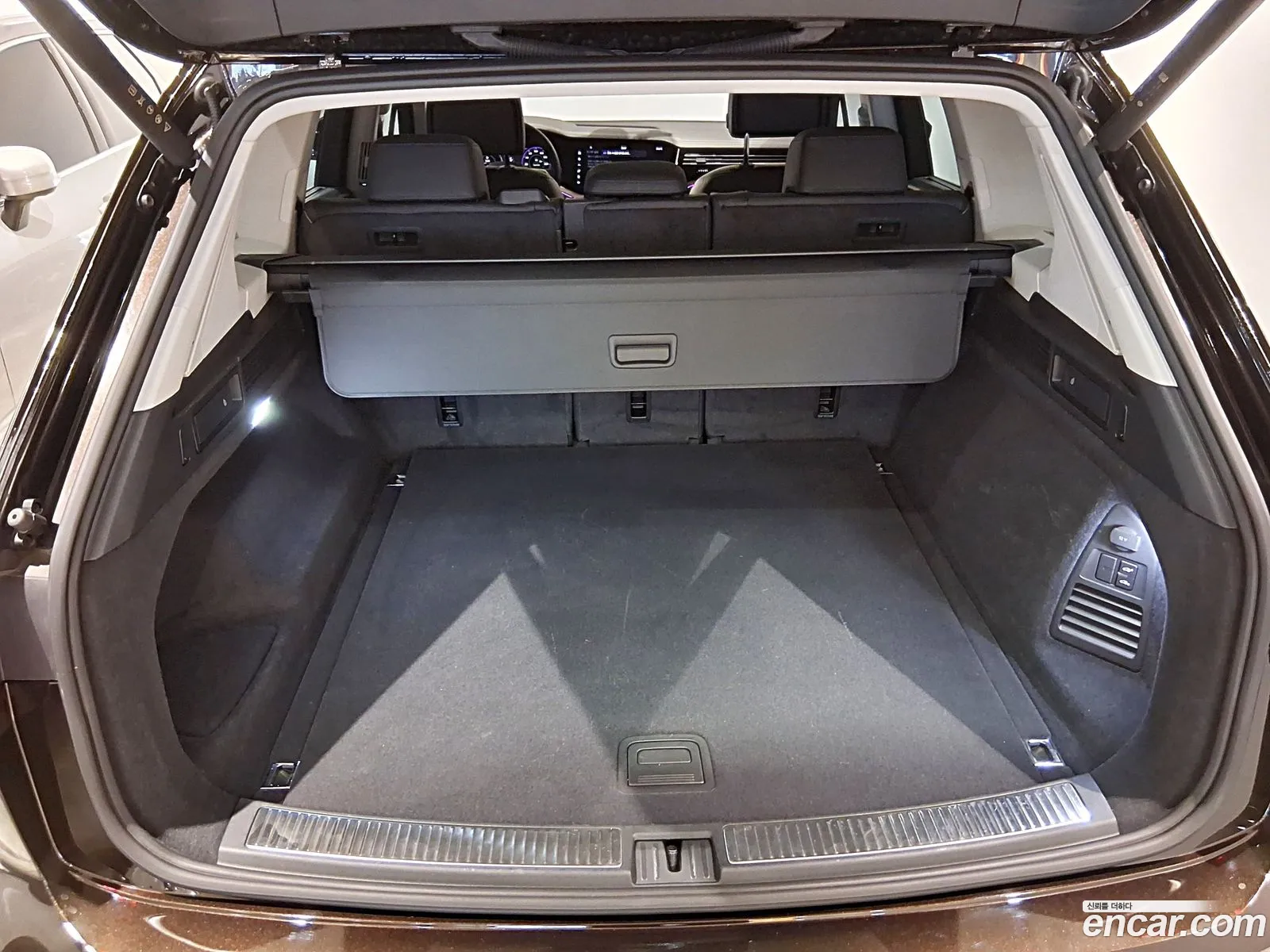 Volkswagen Touareg 2024 — 3