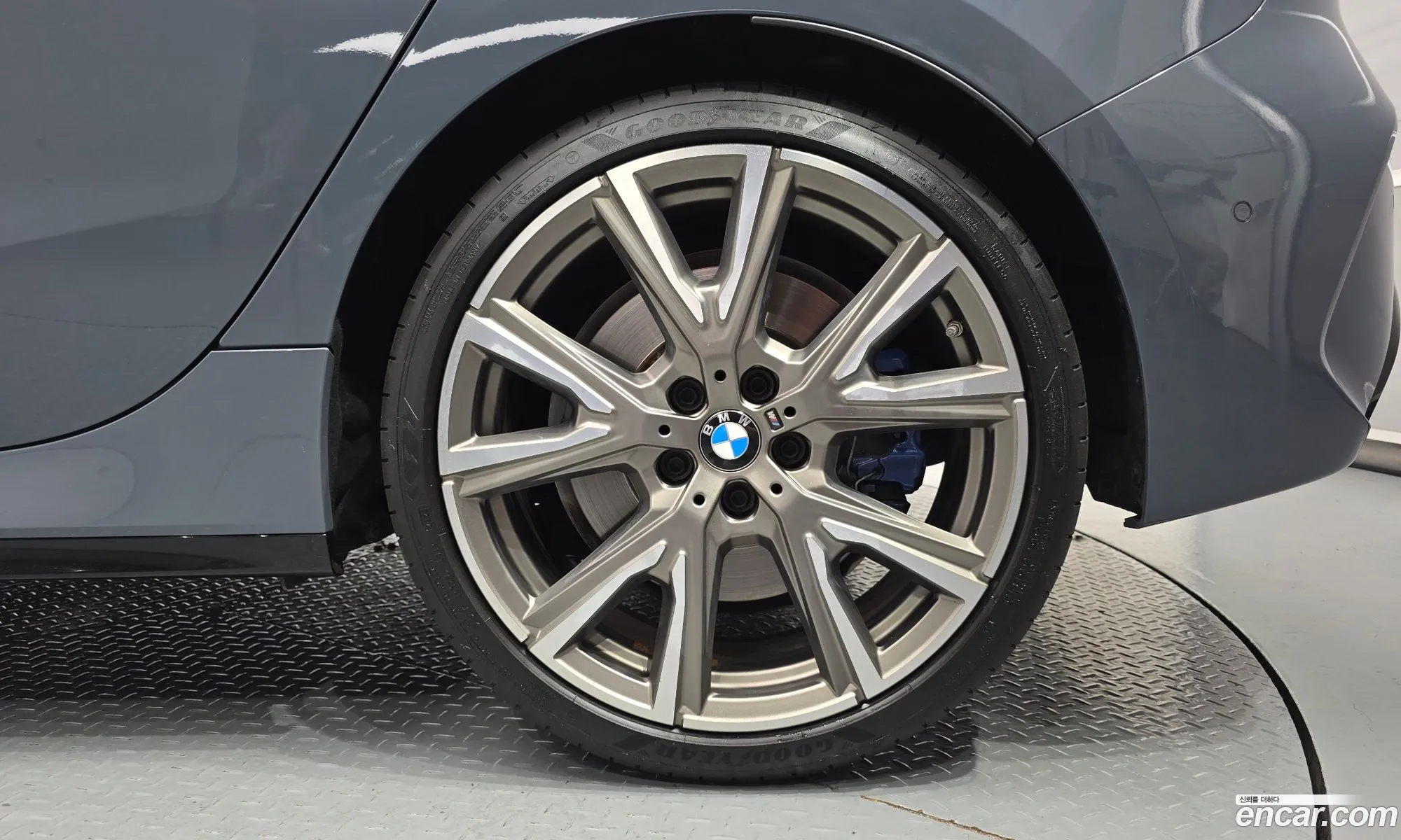 BMW 1 Series 2021 — 33
