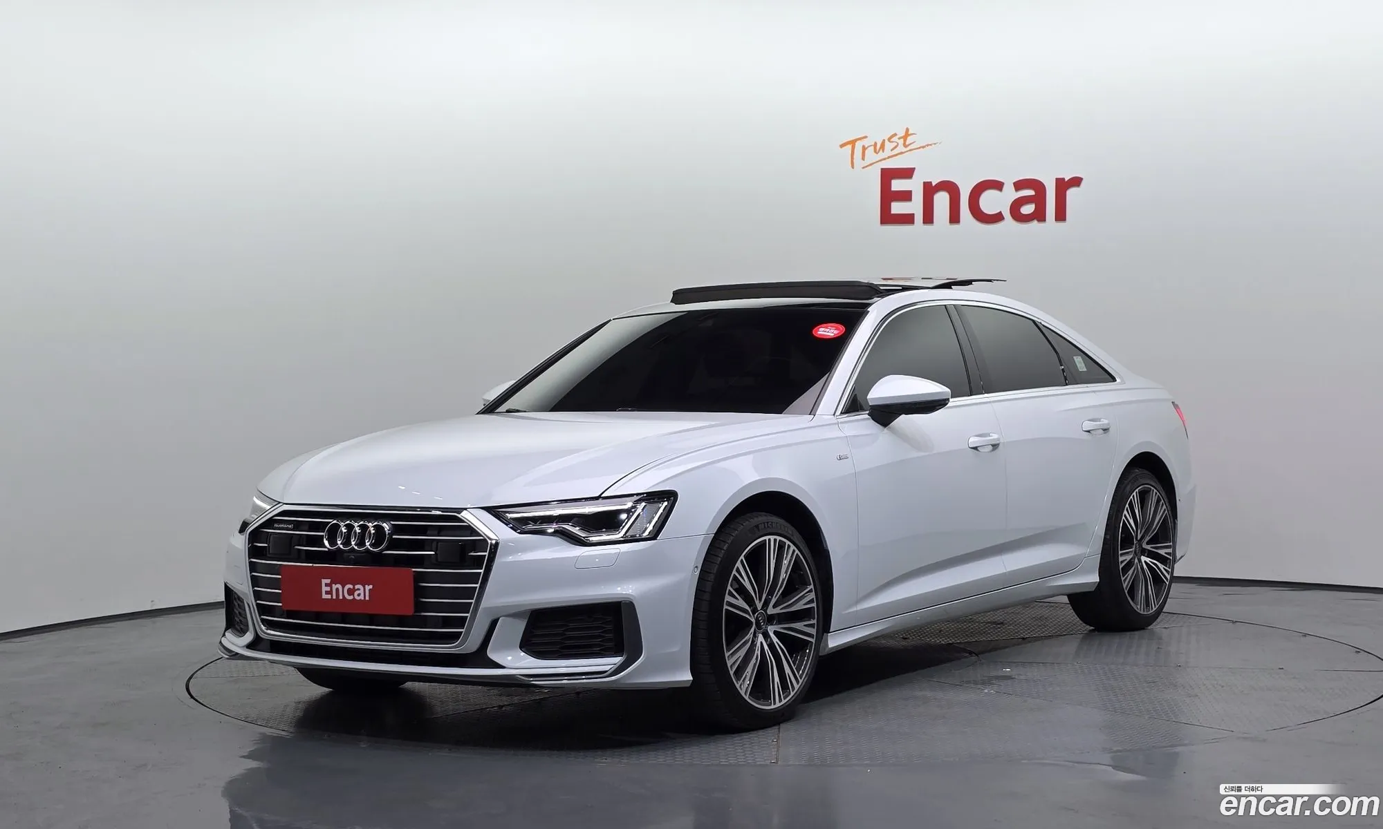 Audi A6 2019 WAUZZZF22LN013752 — 2