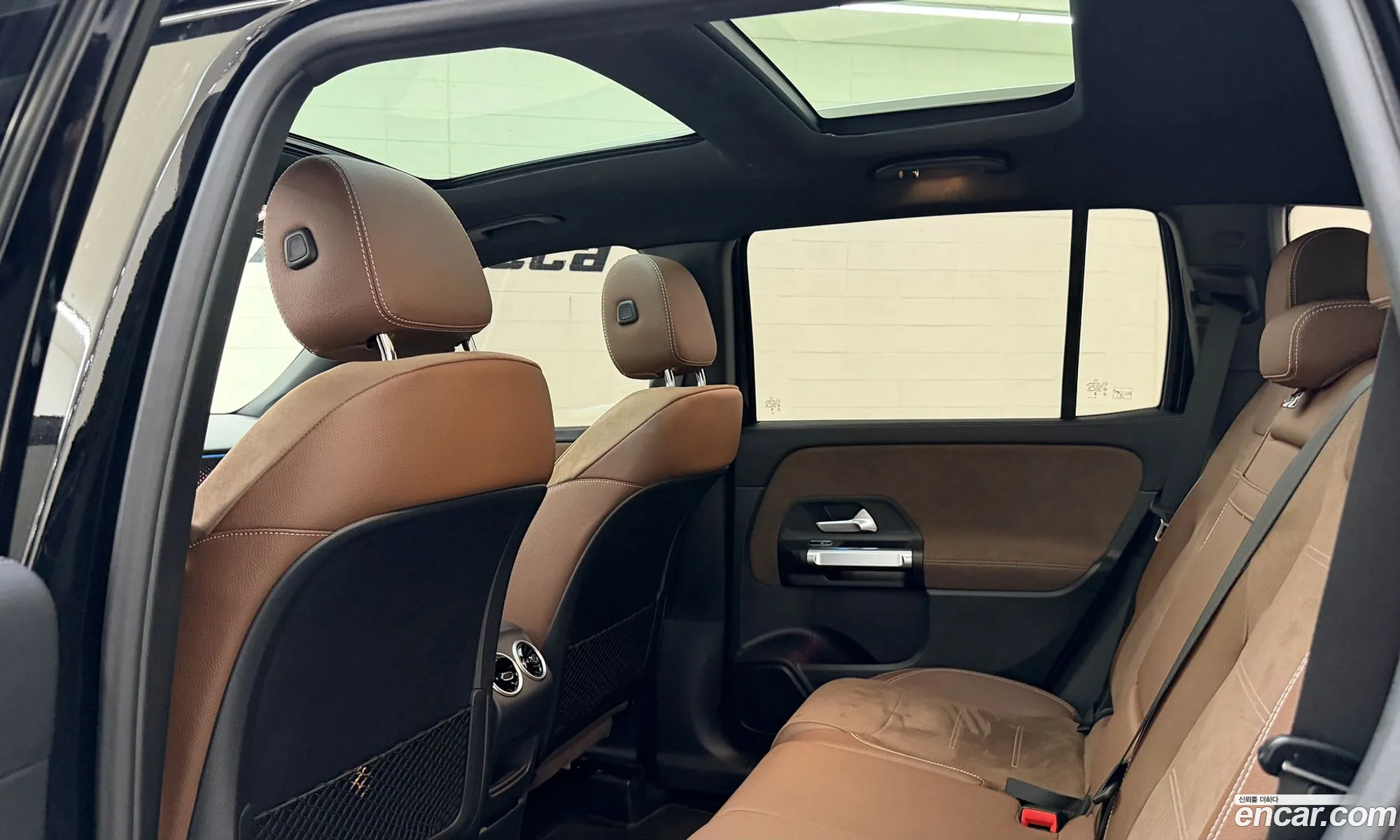 Mercedes-Benz GLB-Class X247 2025 — 9