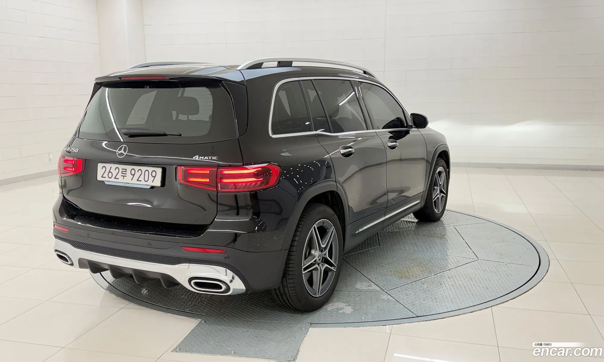Mercedes-Benz GLB-Class X247 2025 — 4