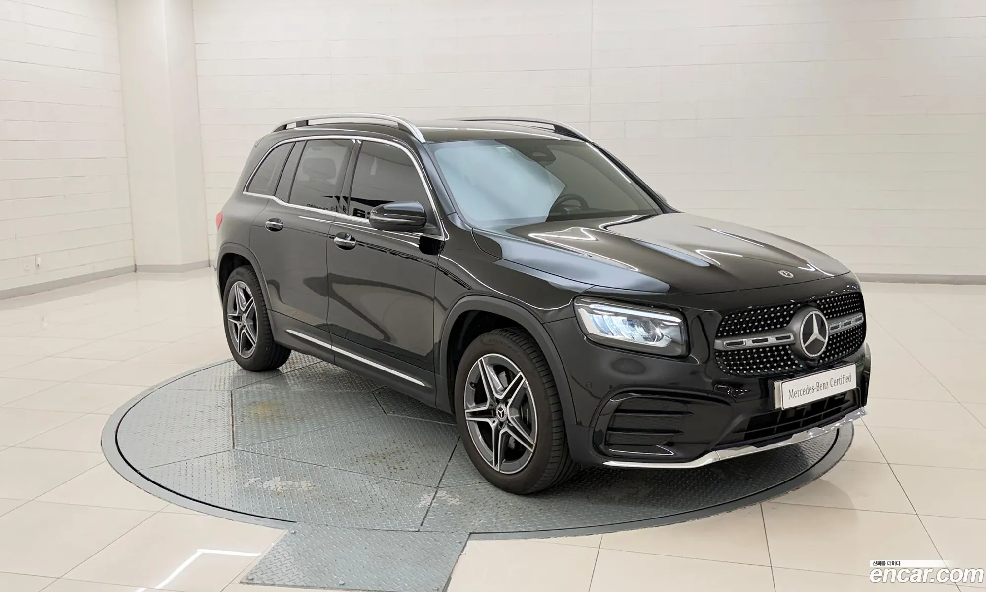 Mercedes-Benz GLB-Class X247 2025 — 16