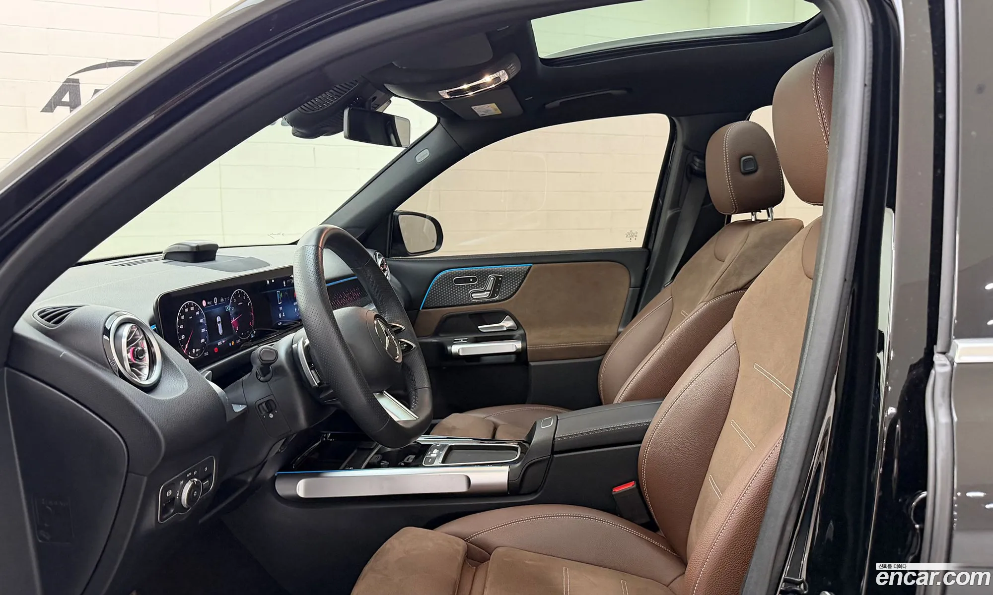 Mercedes-Benz GLB-Class X247 2025 — 14