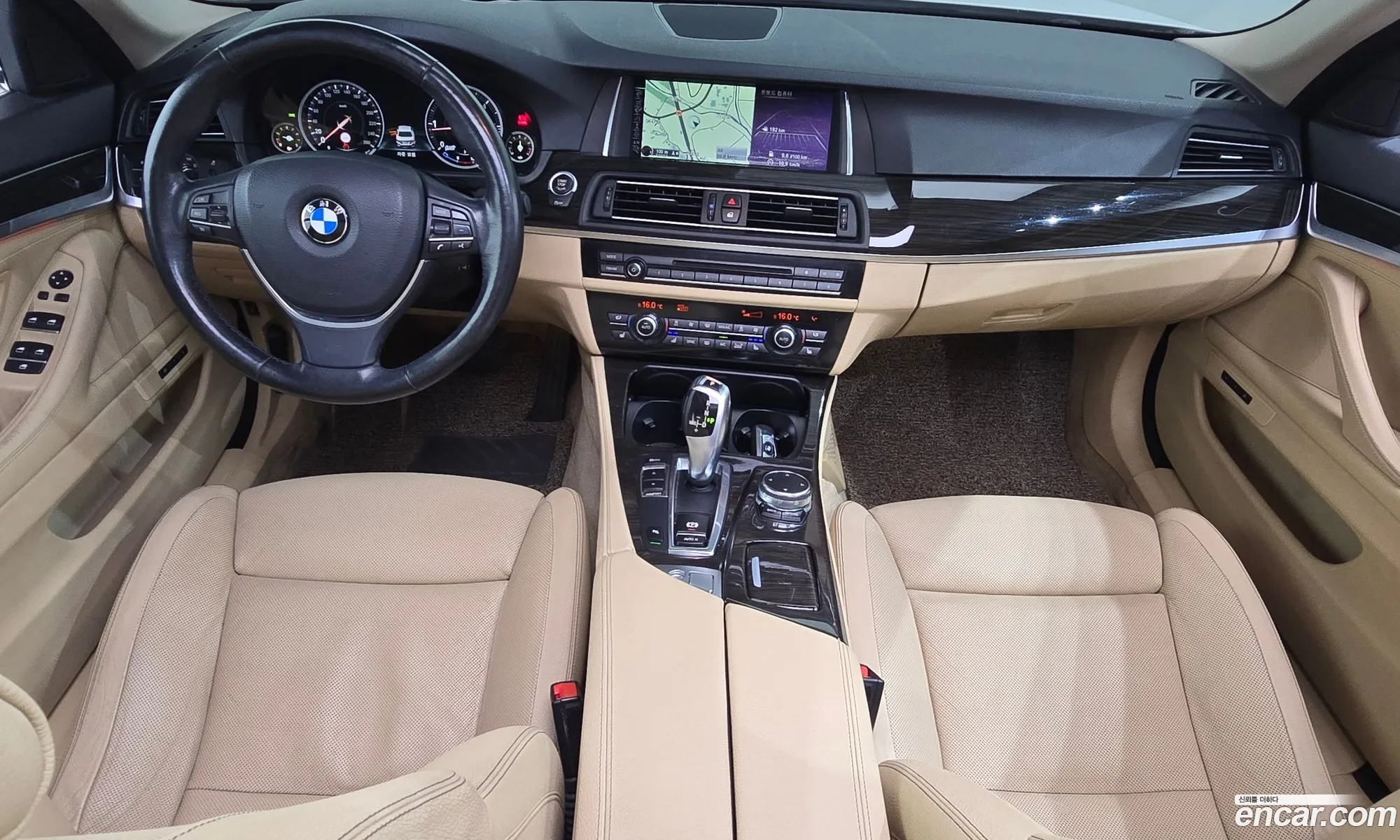 BMW 5 Series 2016 — 5