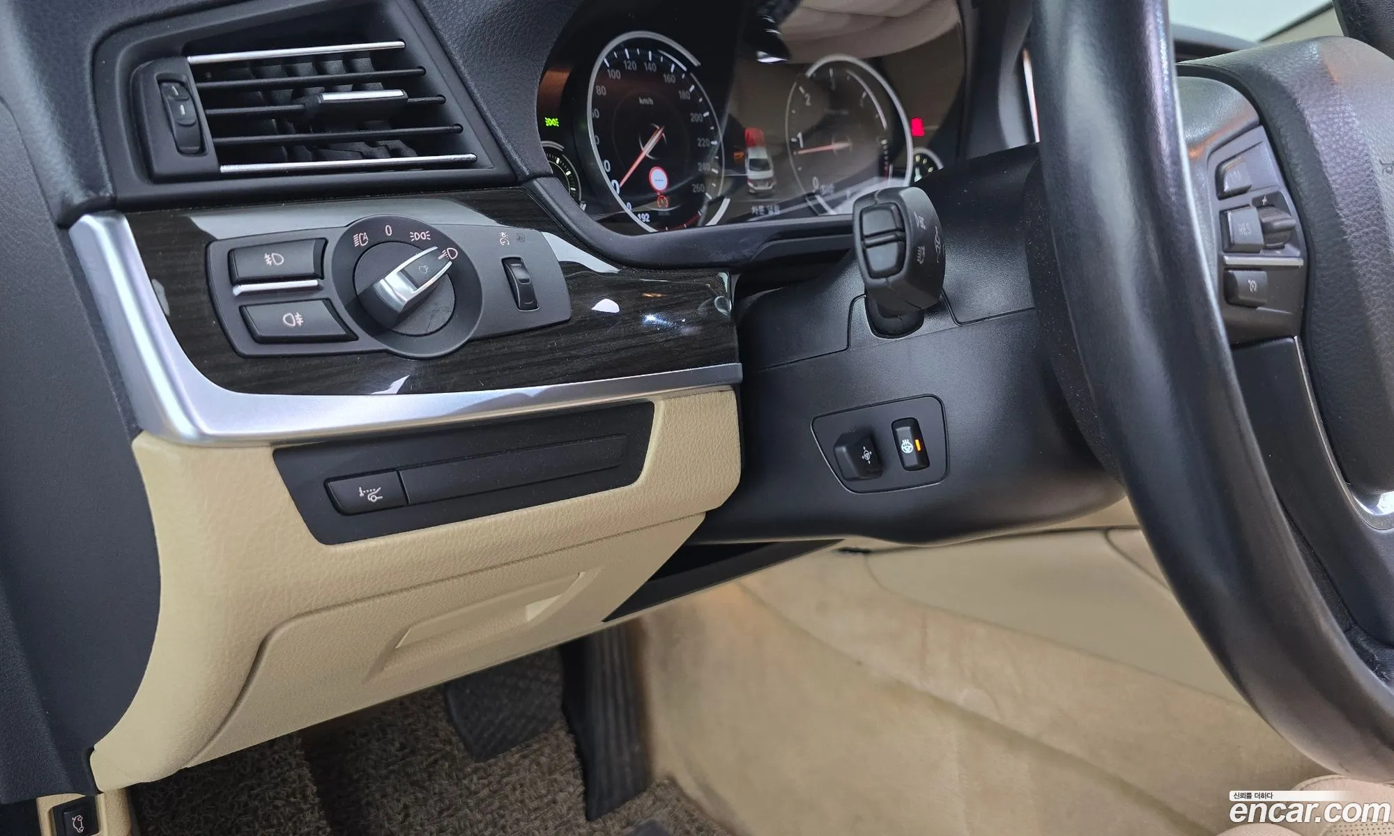 BMW 5 Series 2016 — 11