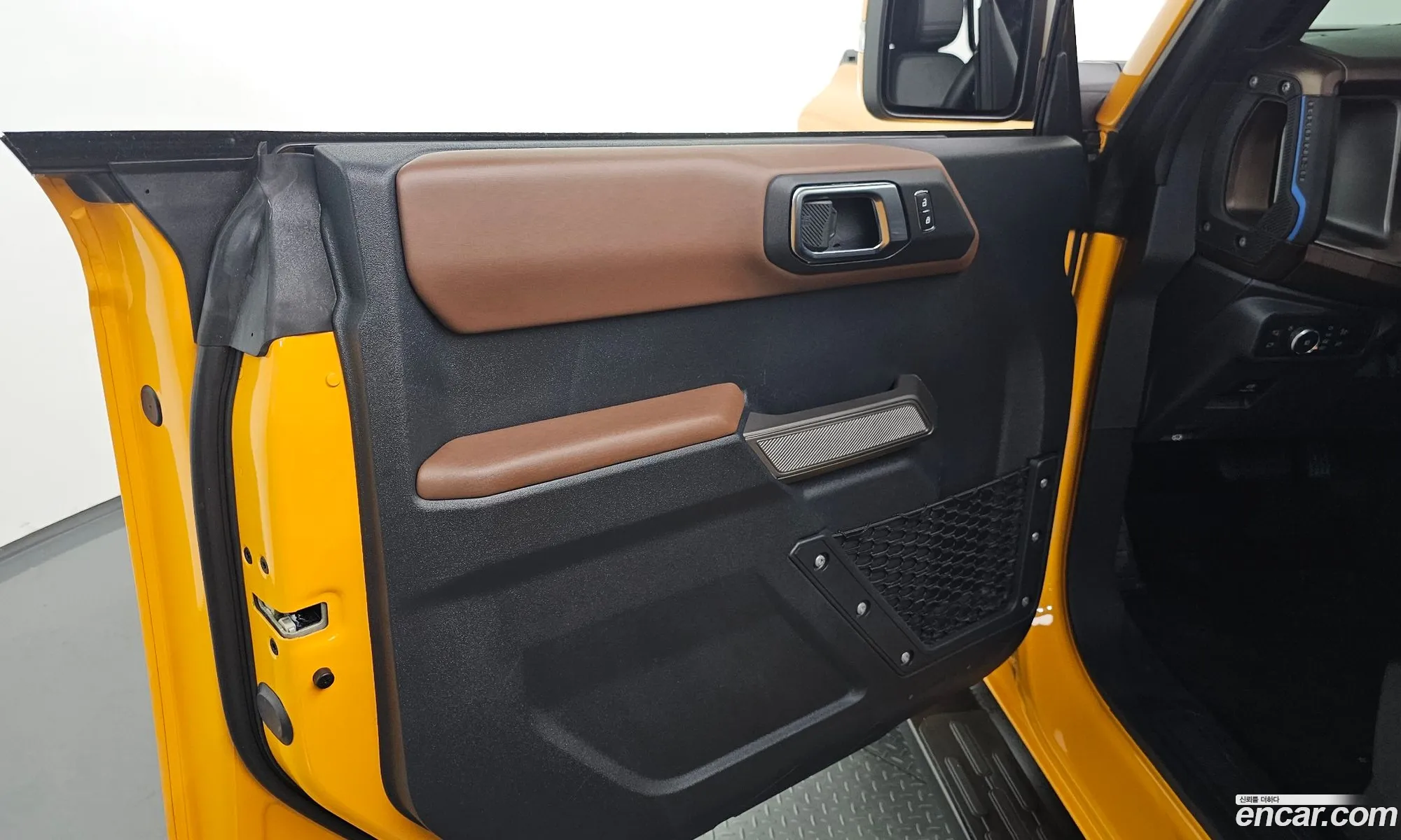 Ford Bronco 6th Gen 2022 1FMEE5DP2NLB55307 — 6