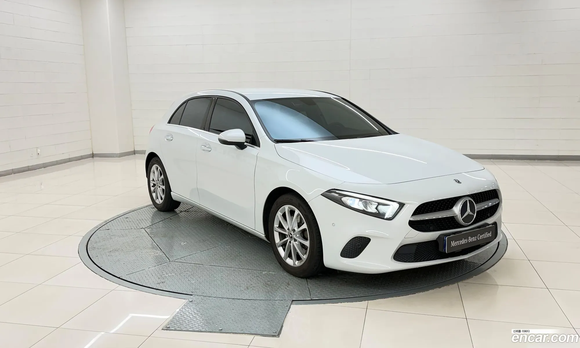 Mercedes-Benz A-Class W177 2020 — 19