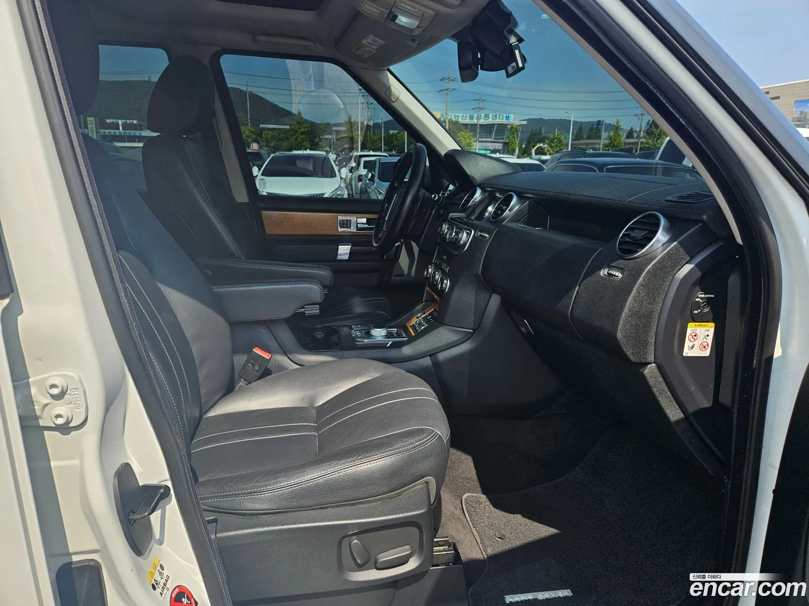 Land Rover Discovery 4 2014 — 2