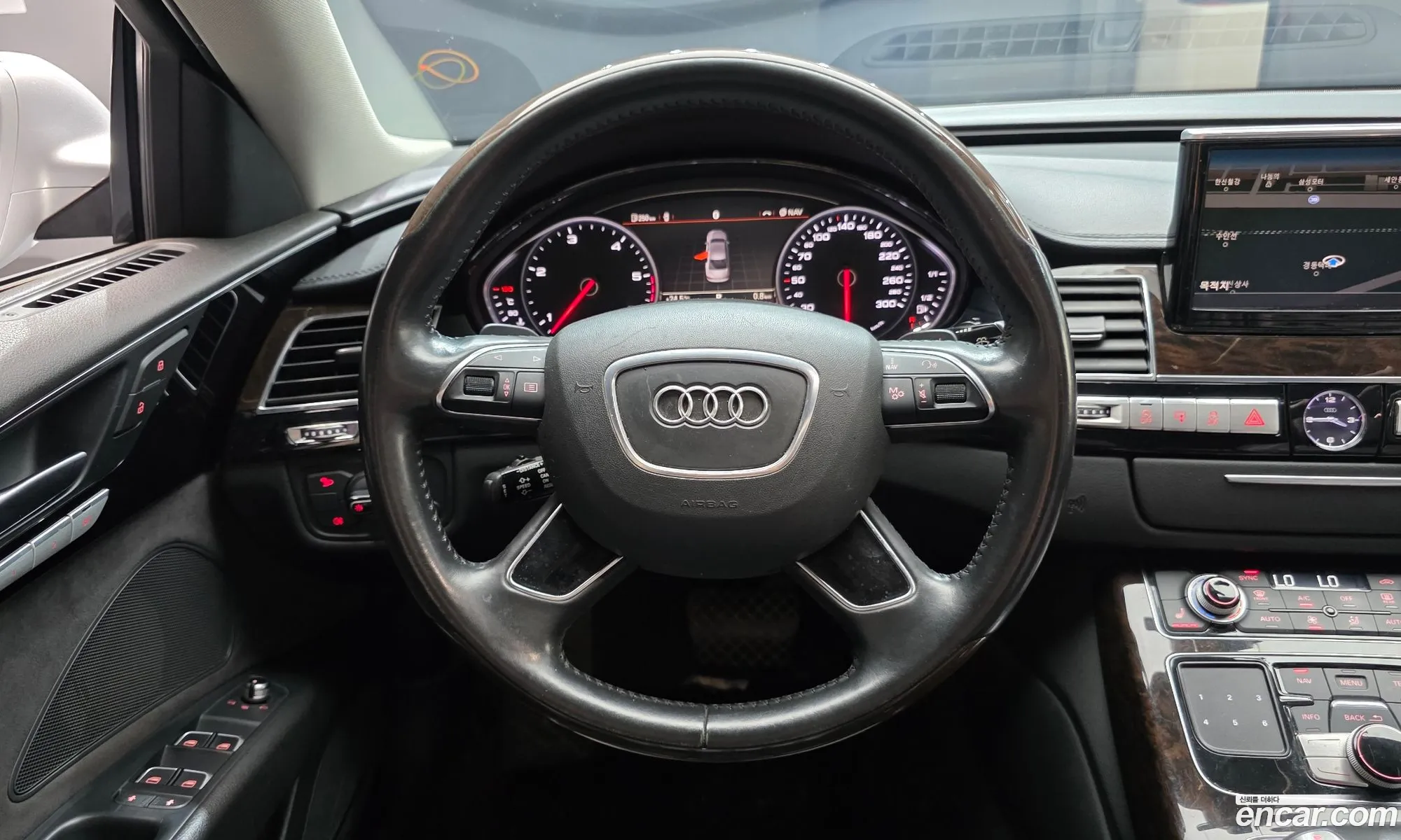 Audi A8 2013 WAUZZZ4H9EN002368 — 7