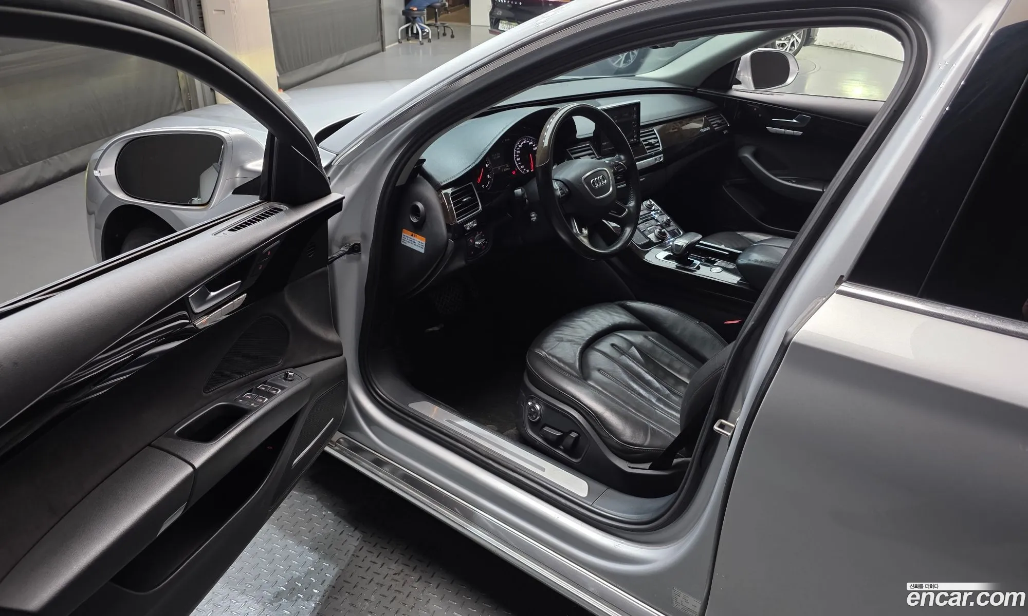 Audi A8 2013 WAUZZZ4H9EN002368 — 15