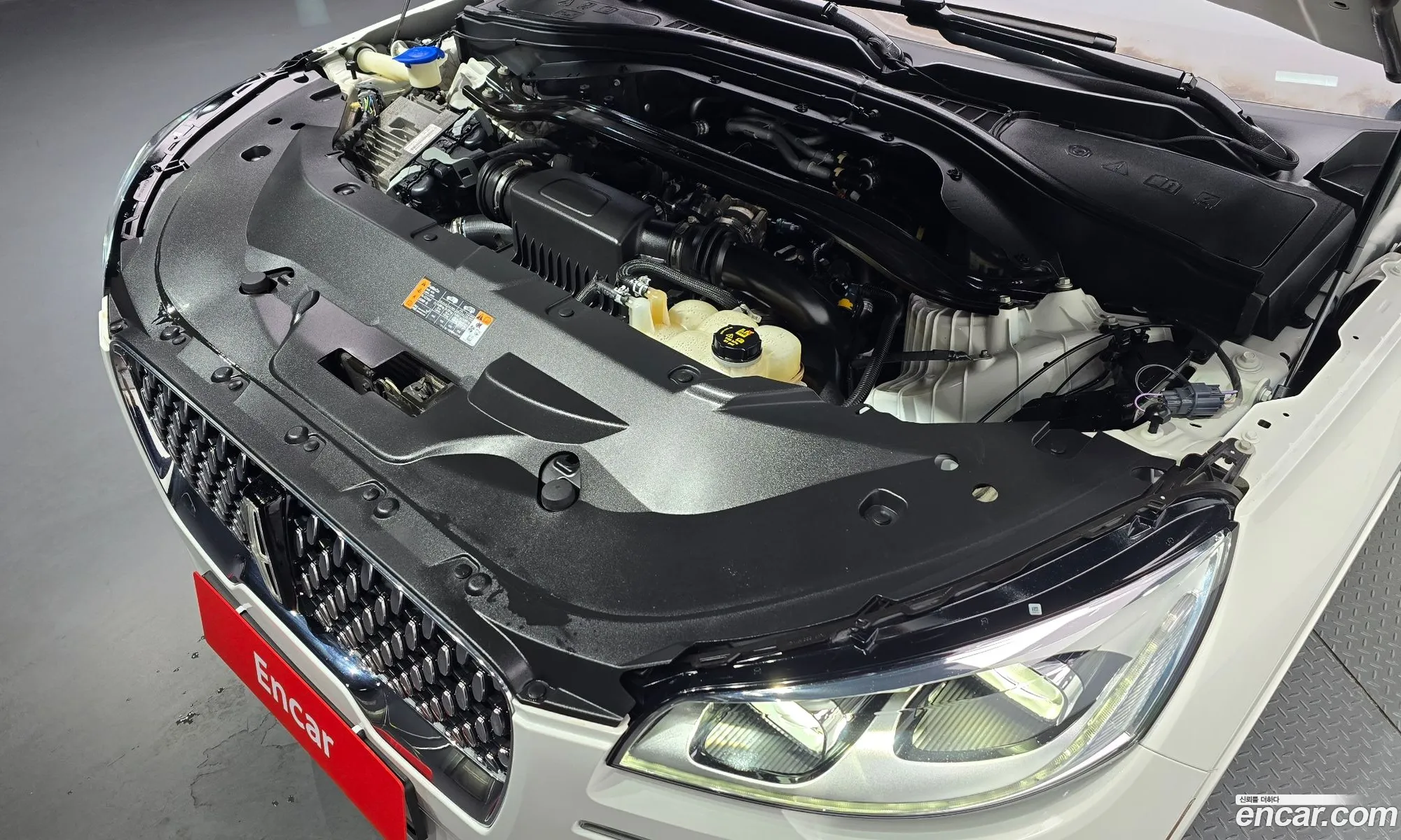 Lincoln Aviator 2020 5LM5J9XC7MGL01409 — 12