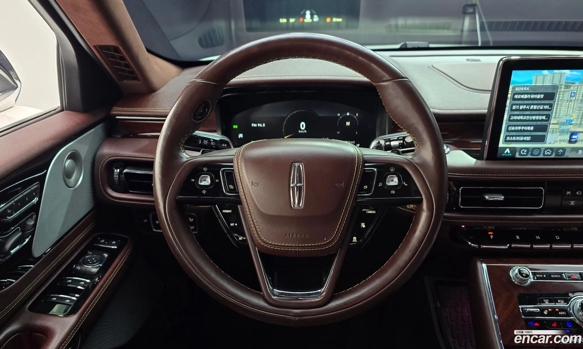 Lincoln Aviator 2020 5LM5J9XC7MGL01409 — 14