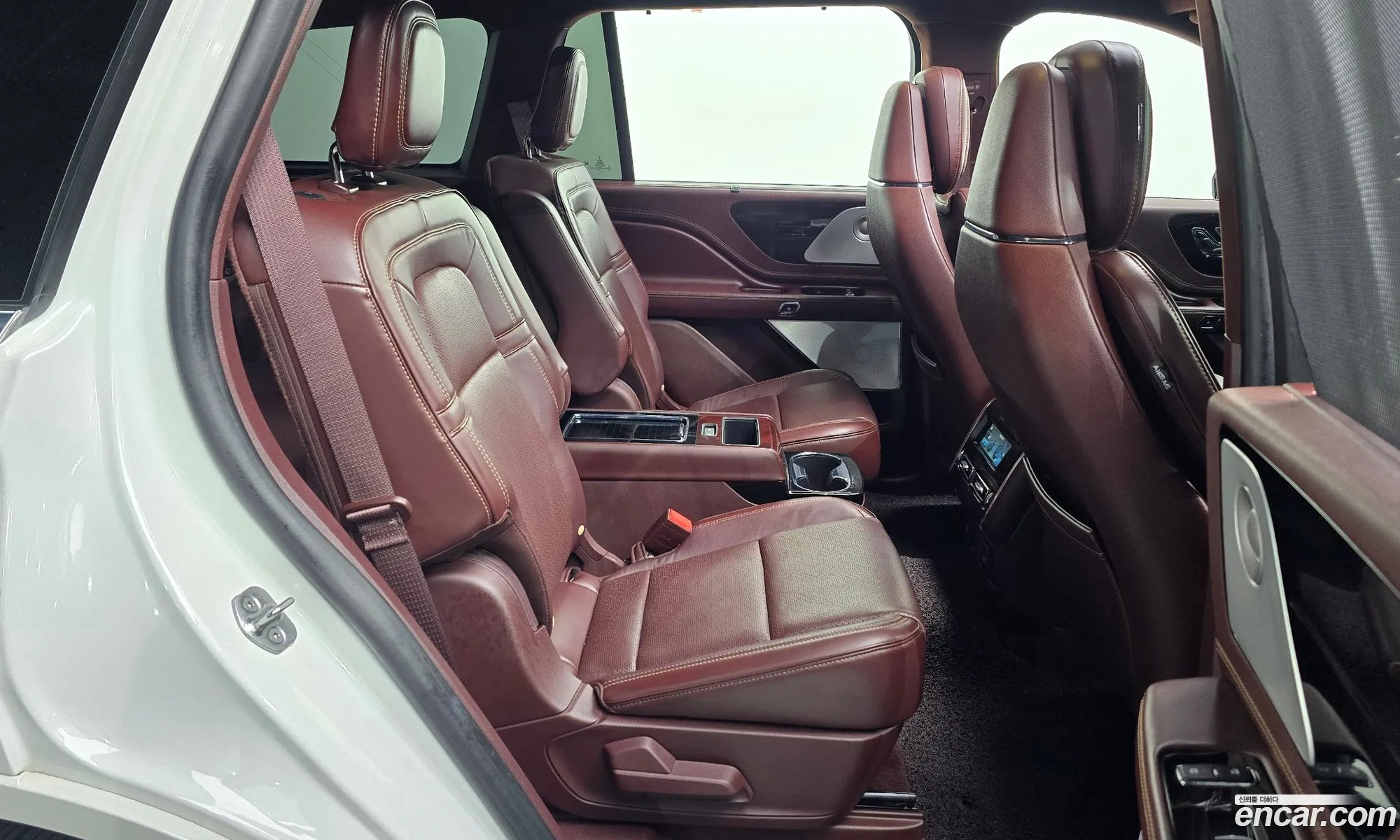 Lincoln Aviator 2020 5LM5J9XC7MGL01409 — 2