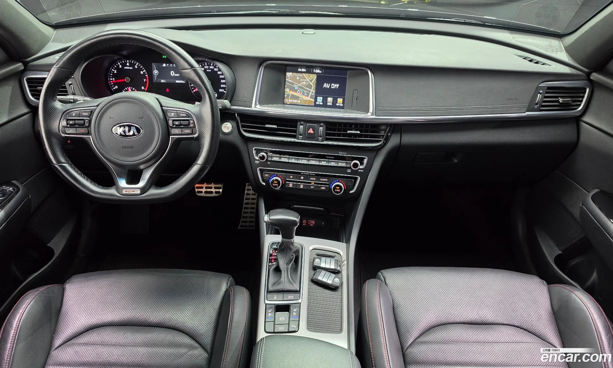 Kia K5 2017 — 2