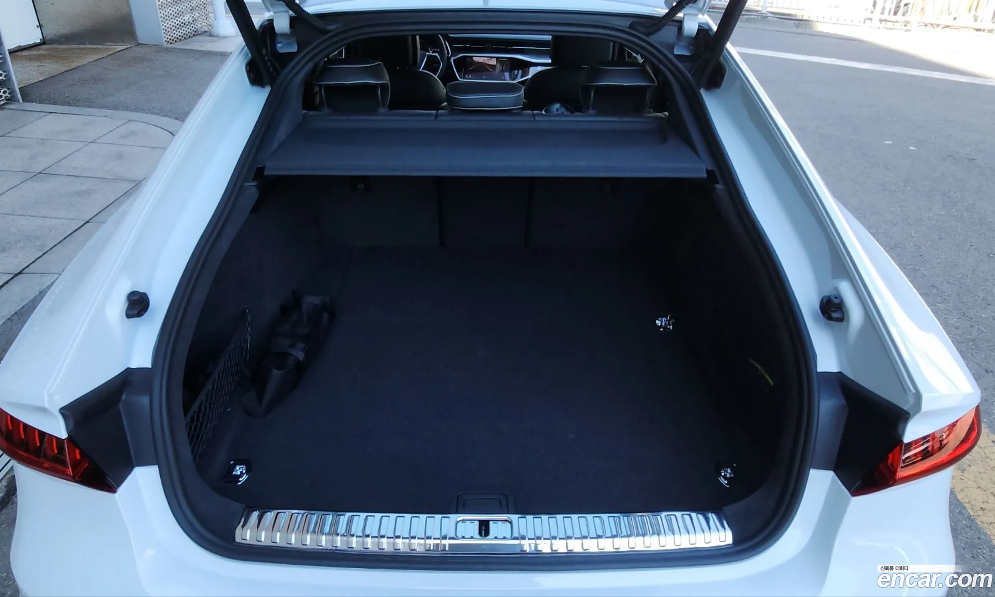 Audi A7 2025 — 7