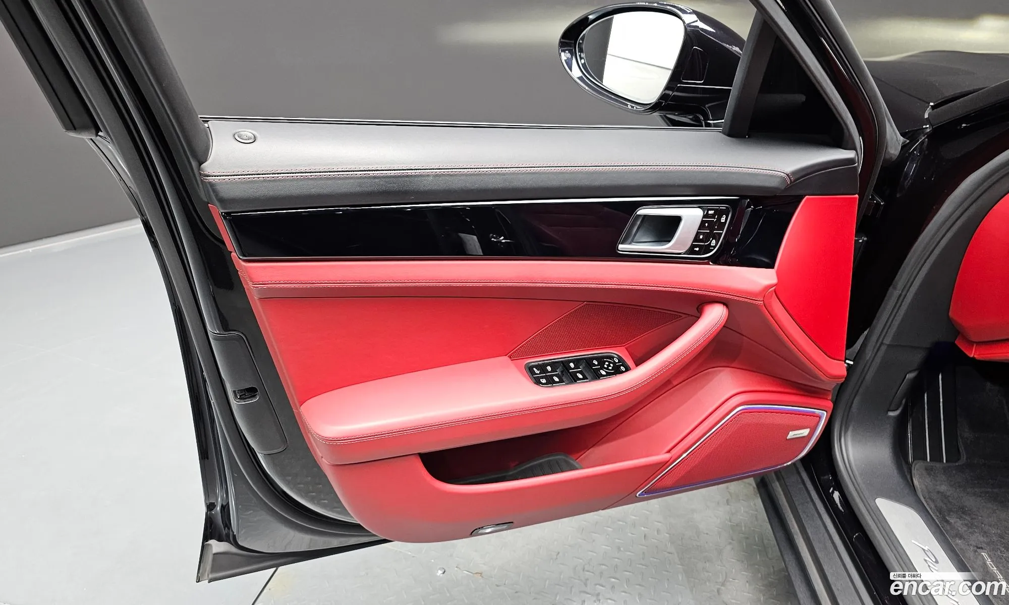 Porsche Panamera 2020 WP0AE2975LL131932 — 20