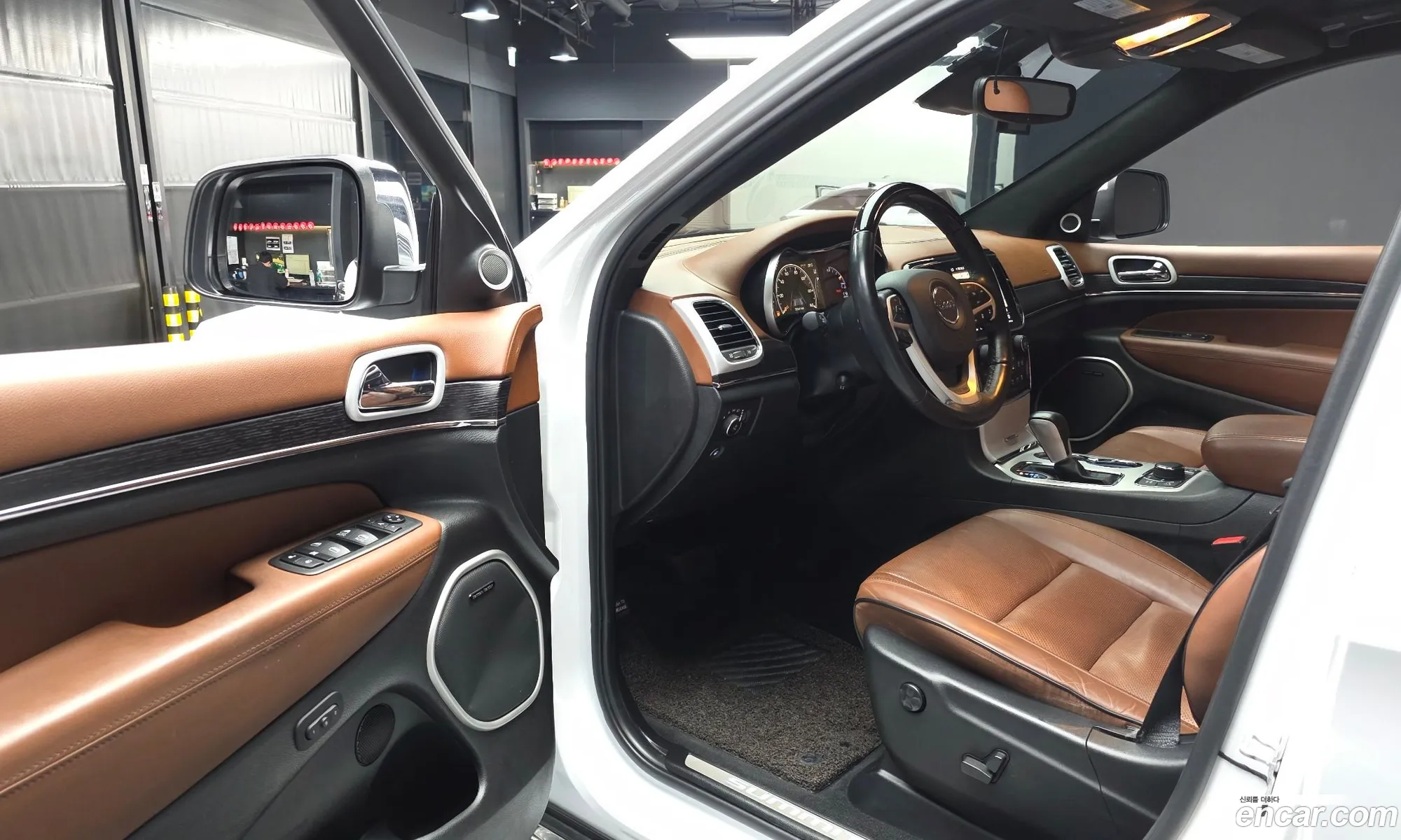 Jeep Grand Cherokee 2021 — 11