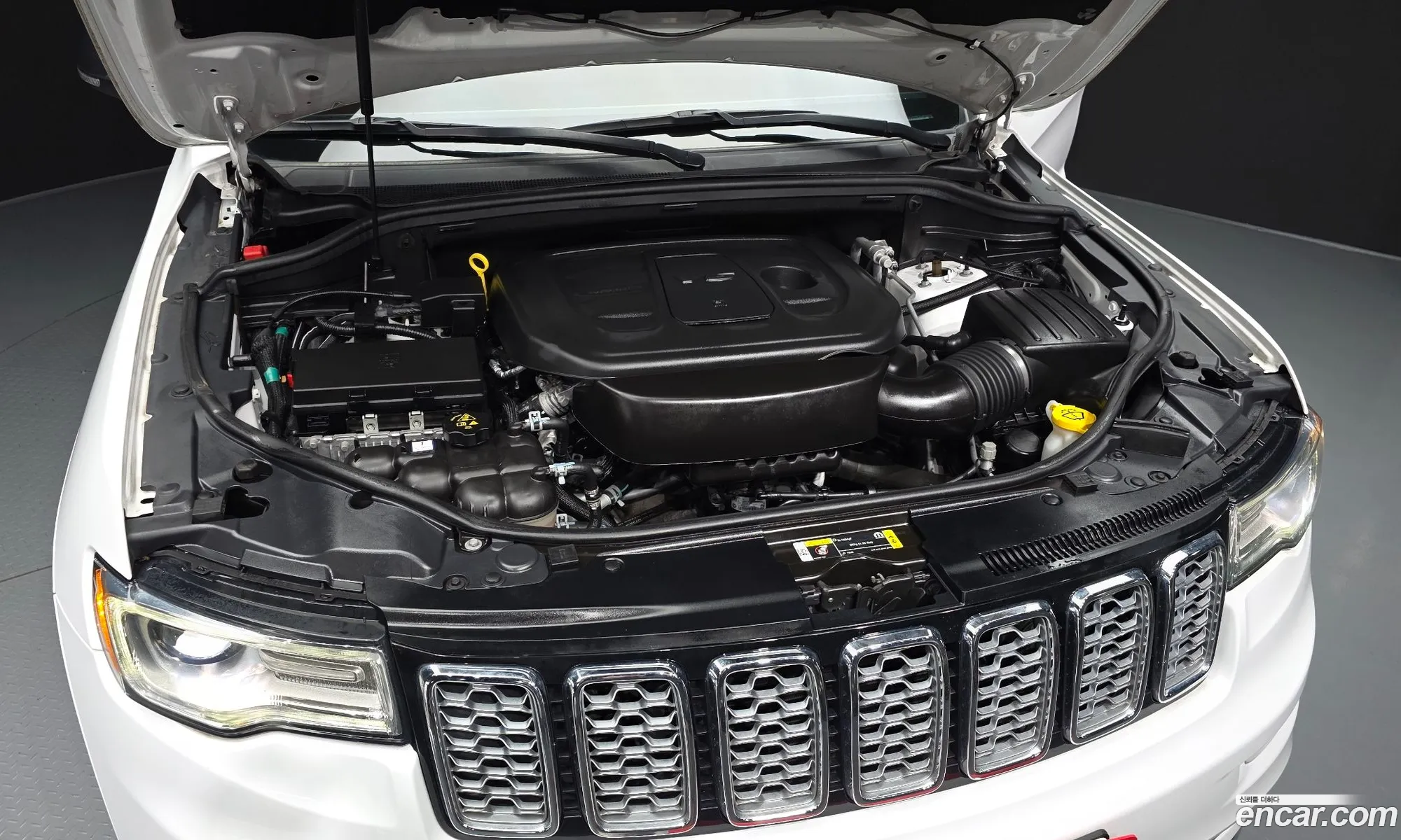 Jeep Grand Cherokee 2021 — 3