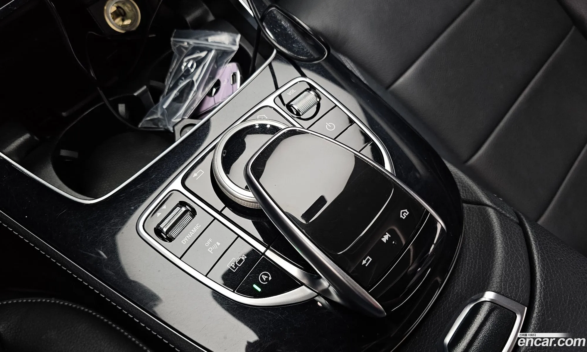 Mercedes-Benz E-Class W213 2017 WDDZF4CB5HA277992 — 3