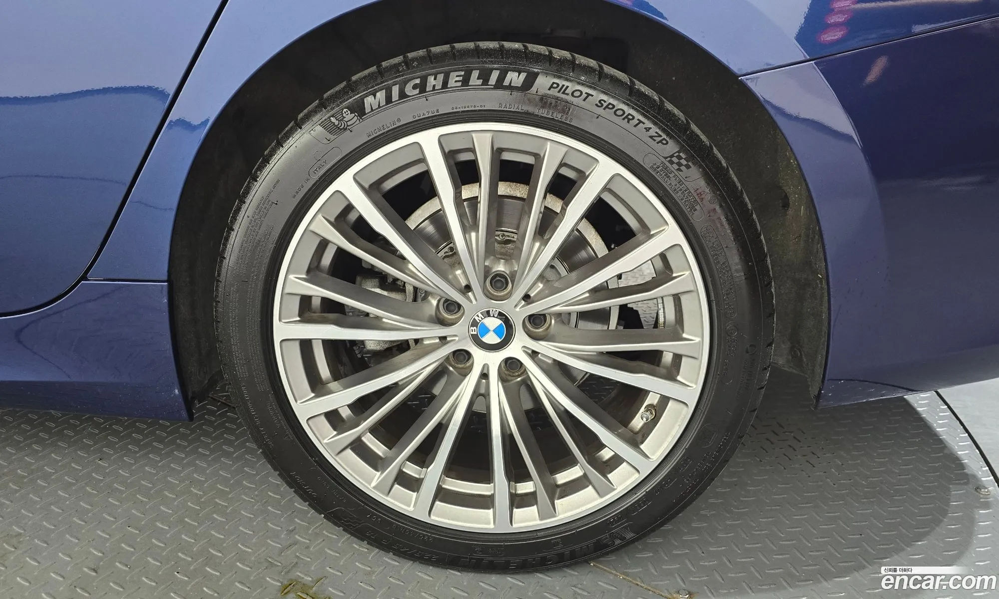 BMW 3 Series 2020 — 9