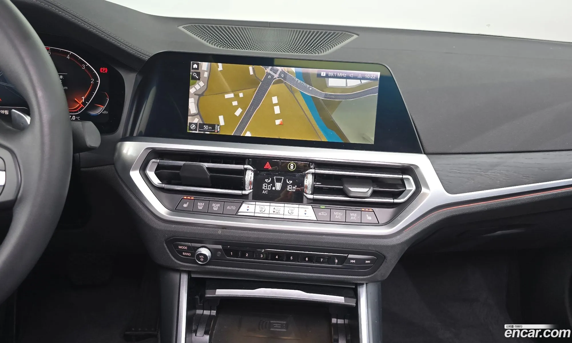 BMW 3 Series 2020 — 24