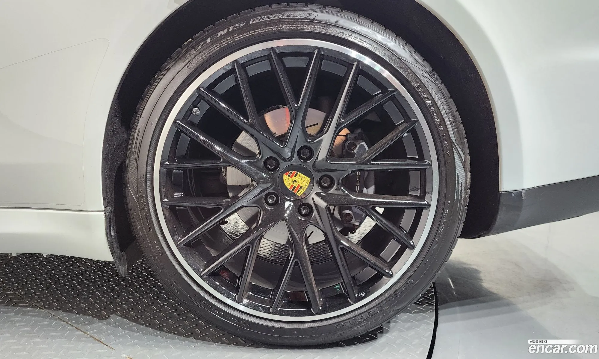 Porsche Panamera 2014 WP0AE2973EL035123 — 15