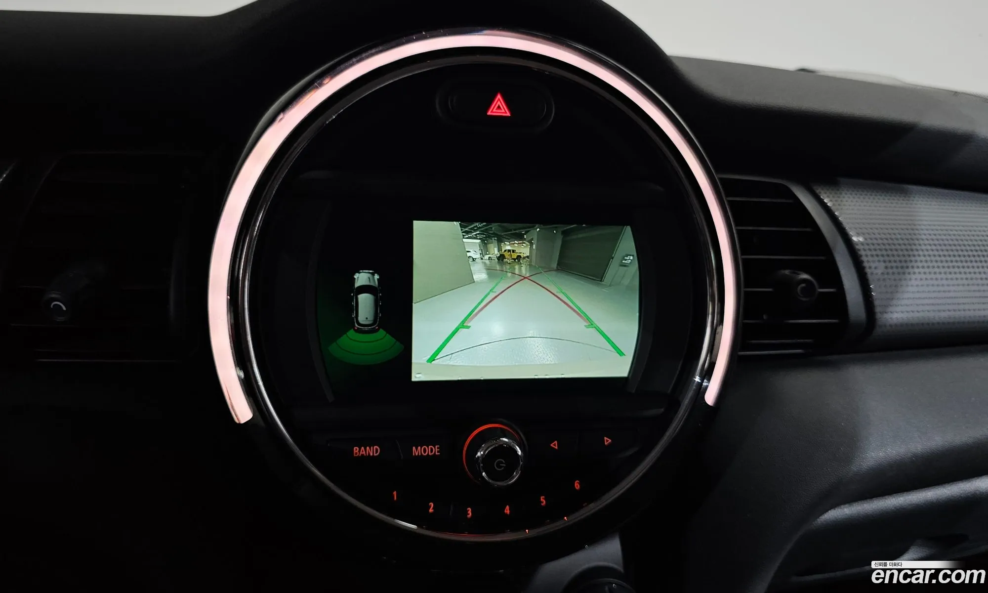 Mini Cooper 2020 — 28