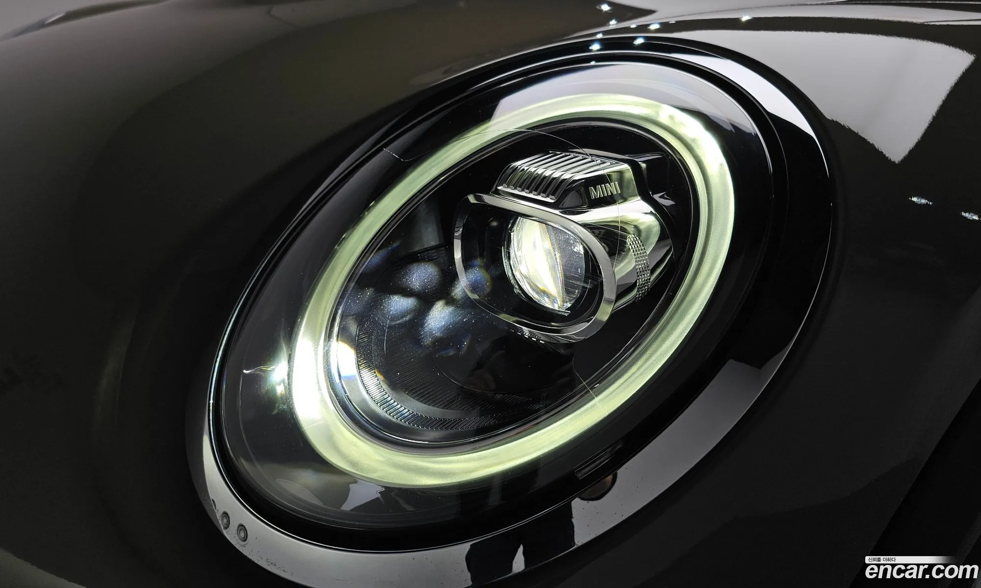 Mini Cooper 2020 — 16
