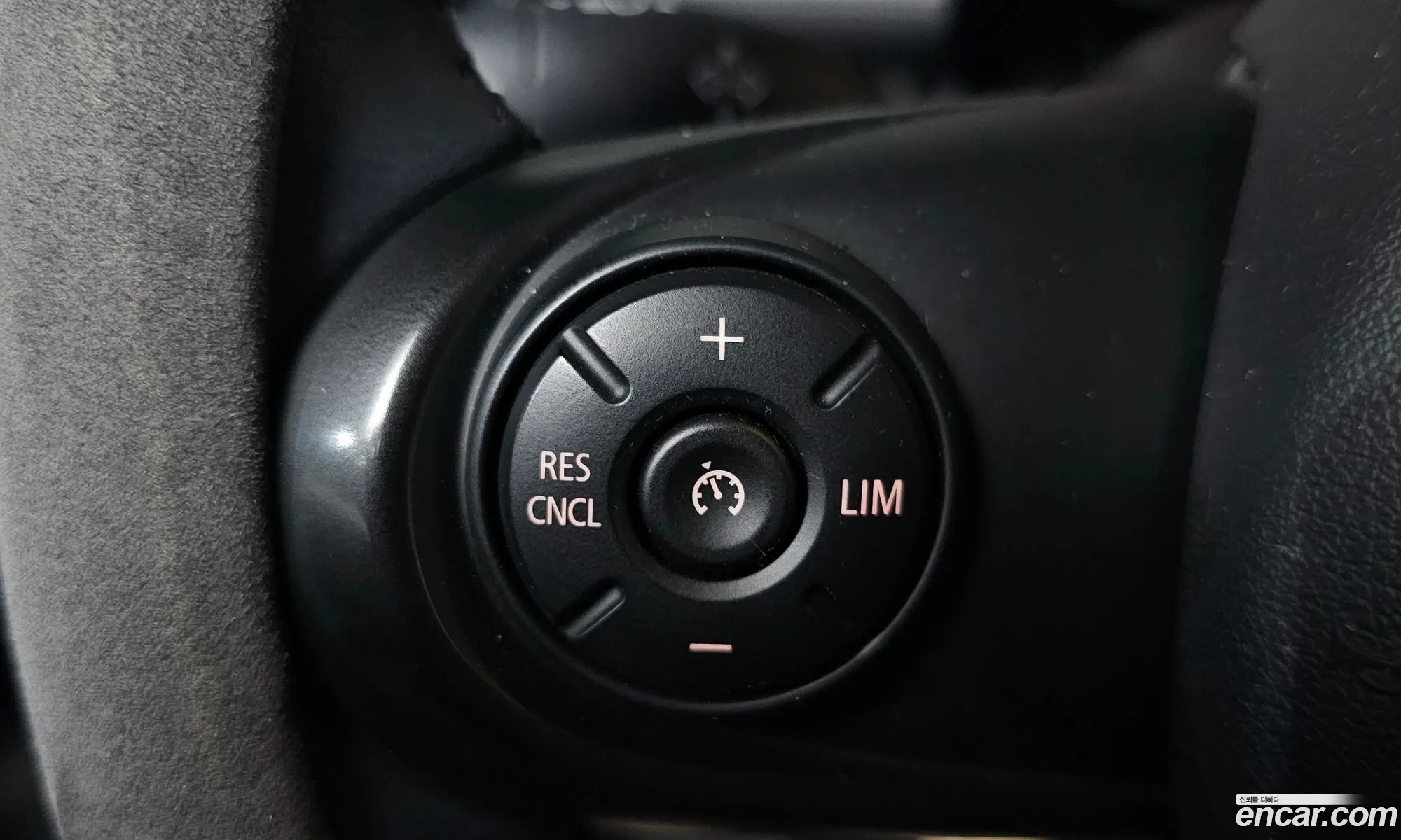 Mini Cooper 2020 — 14