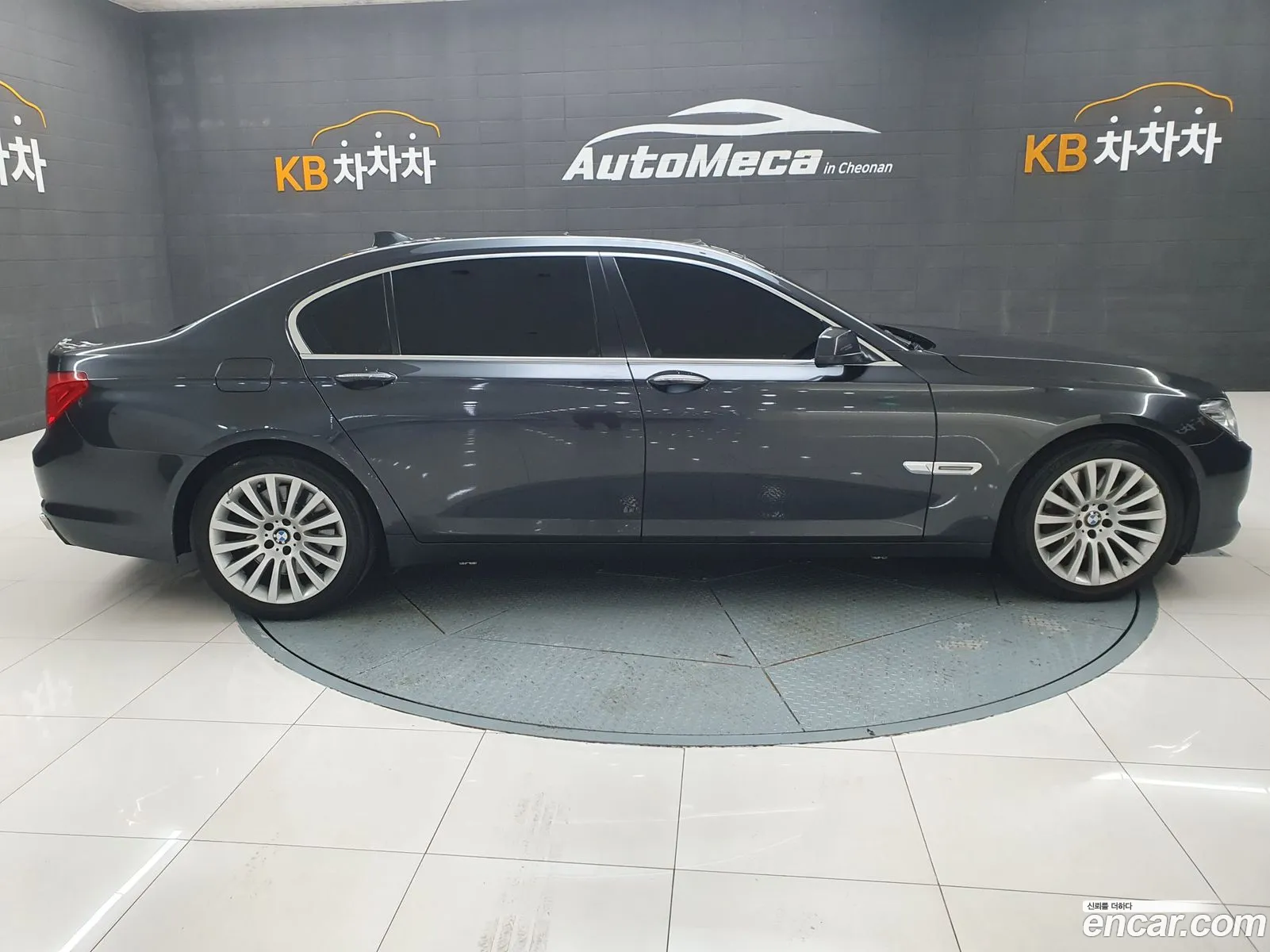 BMW 7 Series 2009 — 10