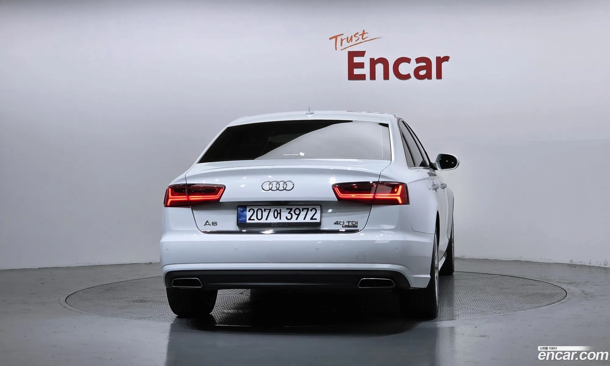 Audi A6 2015 — 14