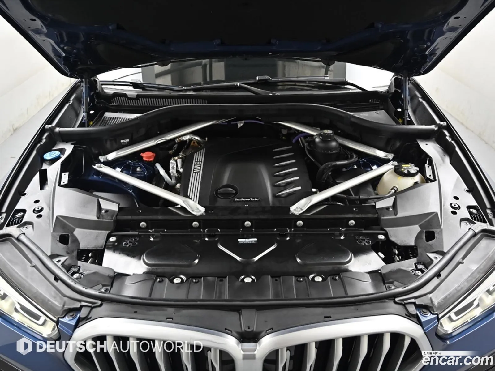 BMW X6 2023 — 7