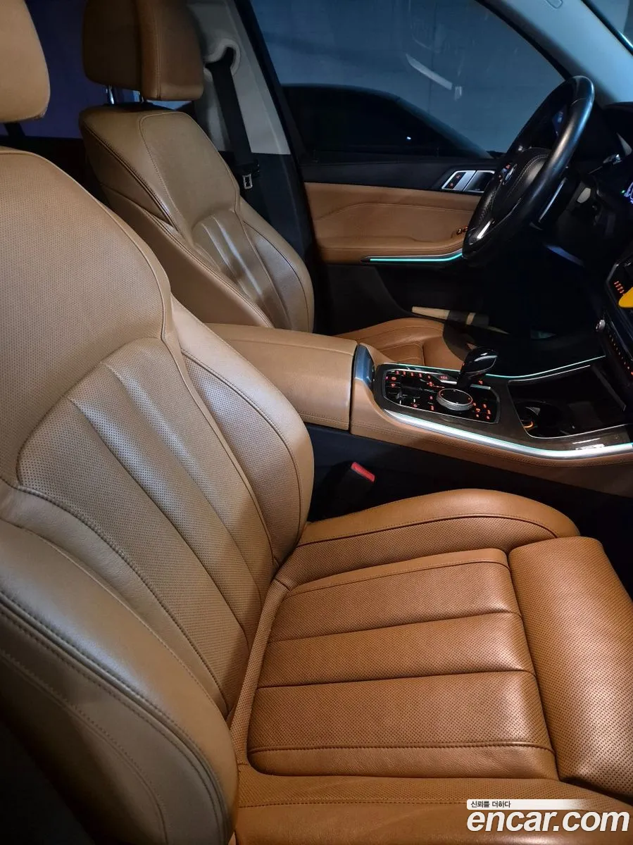 BMW X5 2019 — 7