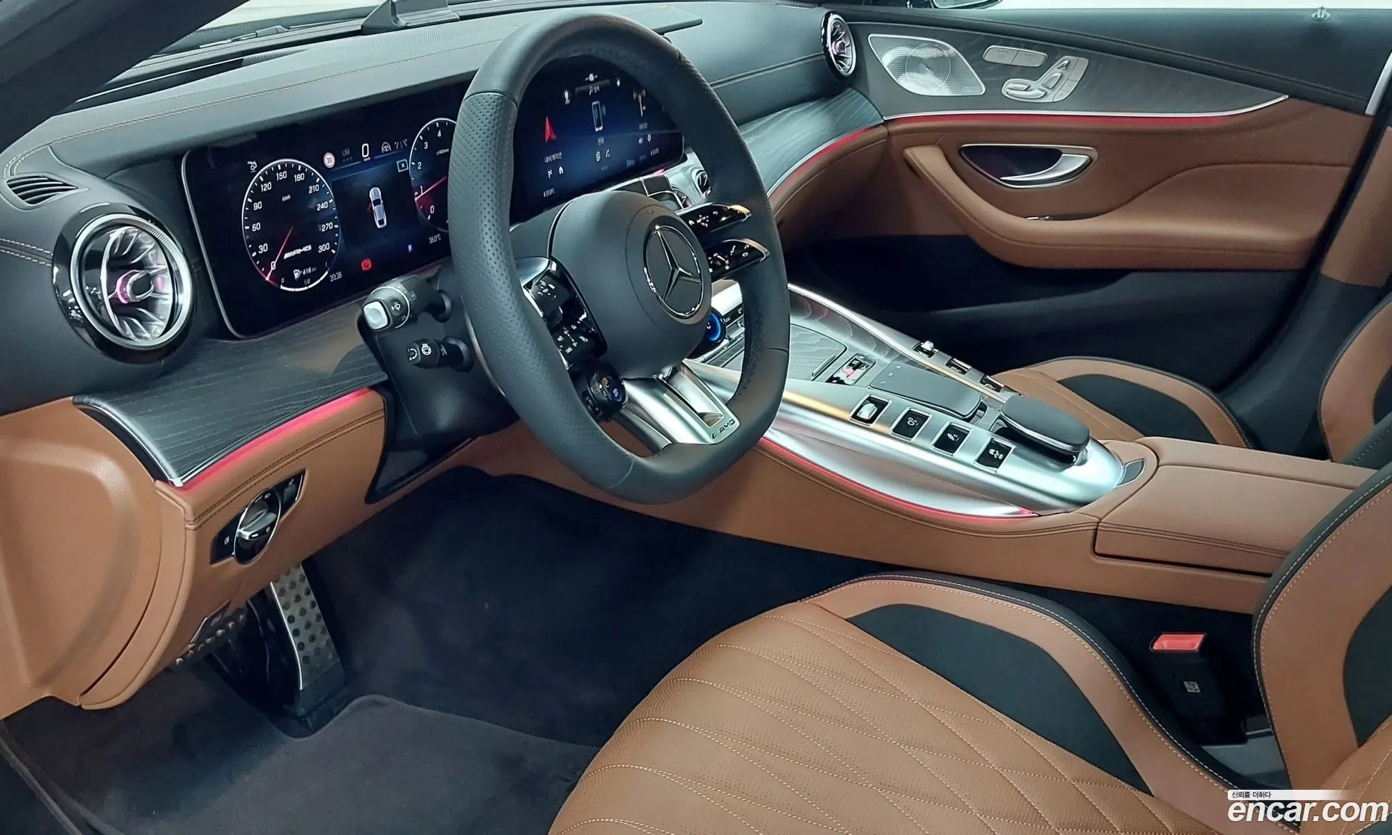 Mercedes-Benz AMG GT 2025 — 15