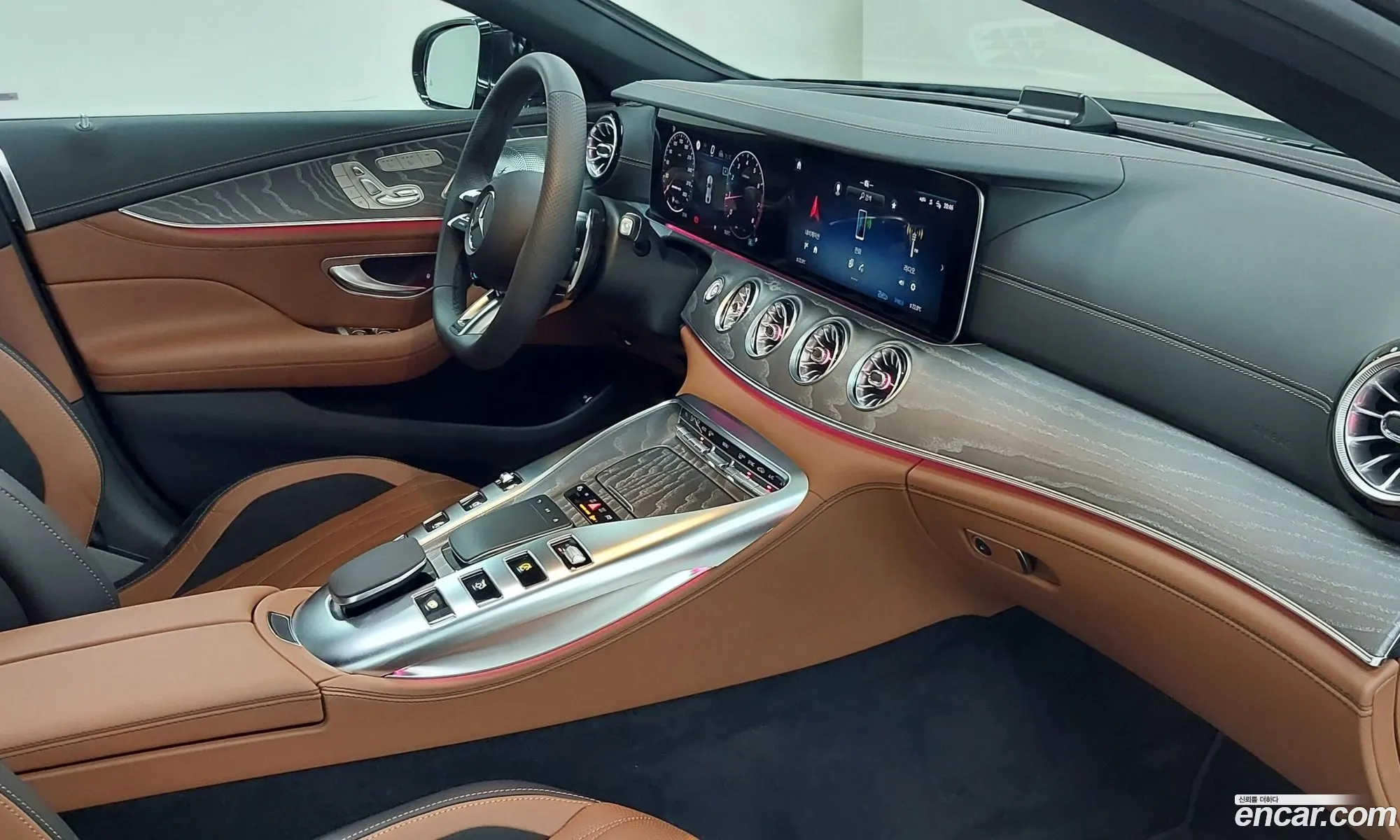 Mercedes-Benz AMG GT 2025 — 4