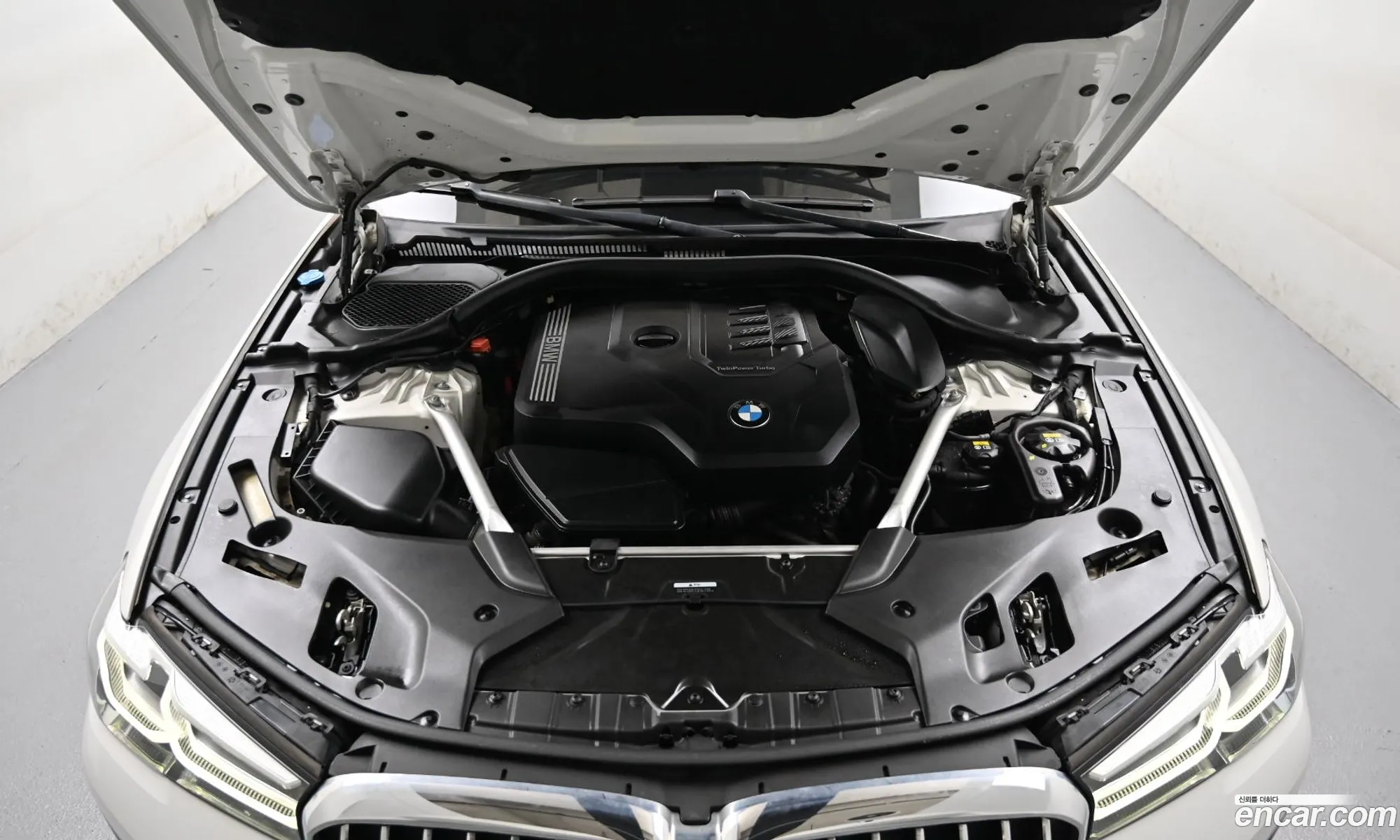 BMW 5 Series 2022 — 14