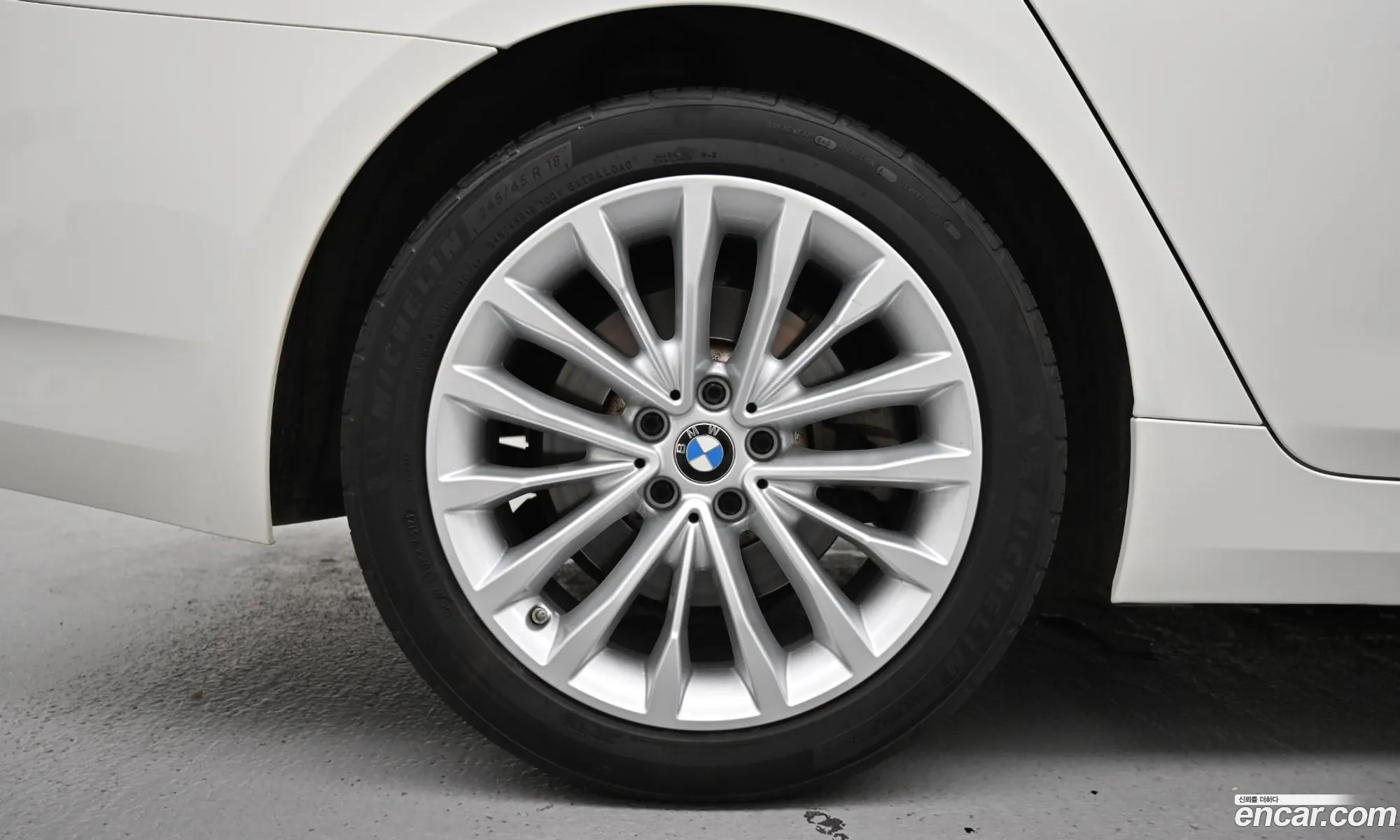 BMW 5 Series 2022 — 2