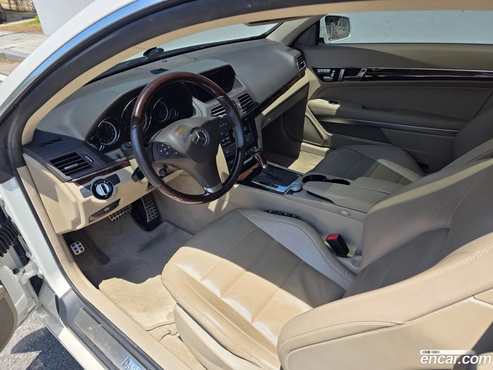 Mercedes-Benz E-Class W212 2010 — 2