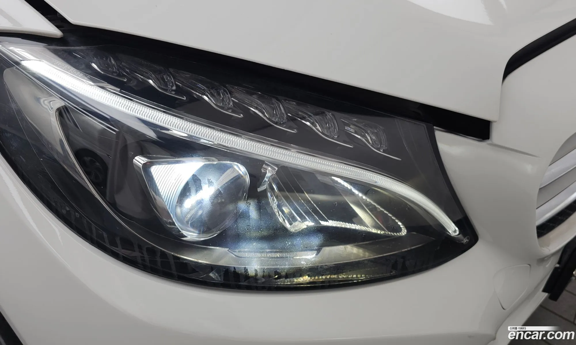 Mercedes-Benz C-Class W205 2017 — 19