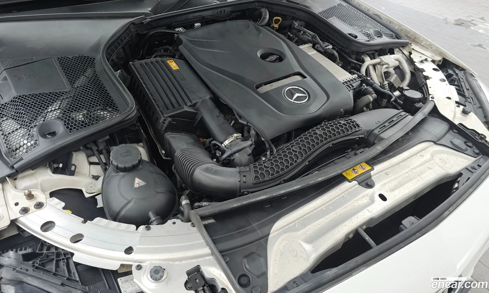 Mercedes-Benz C-Class W205 2017 — 25