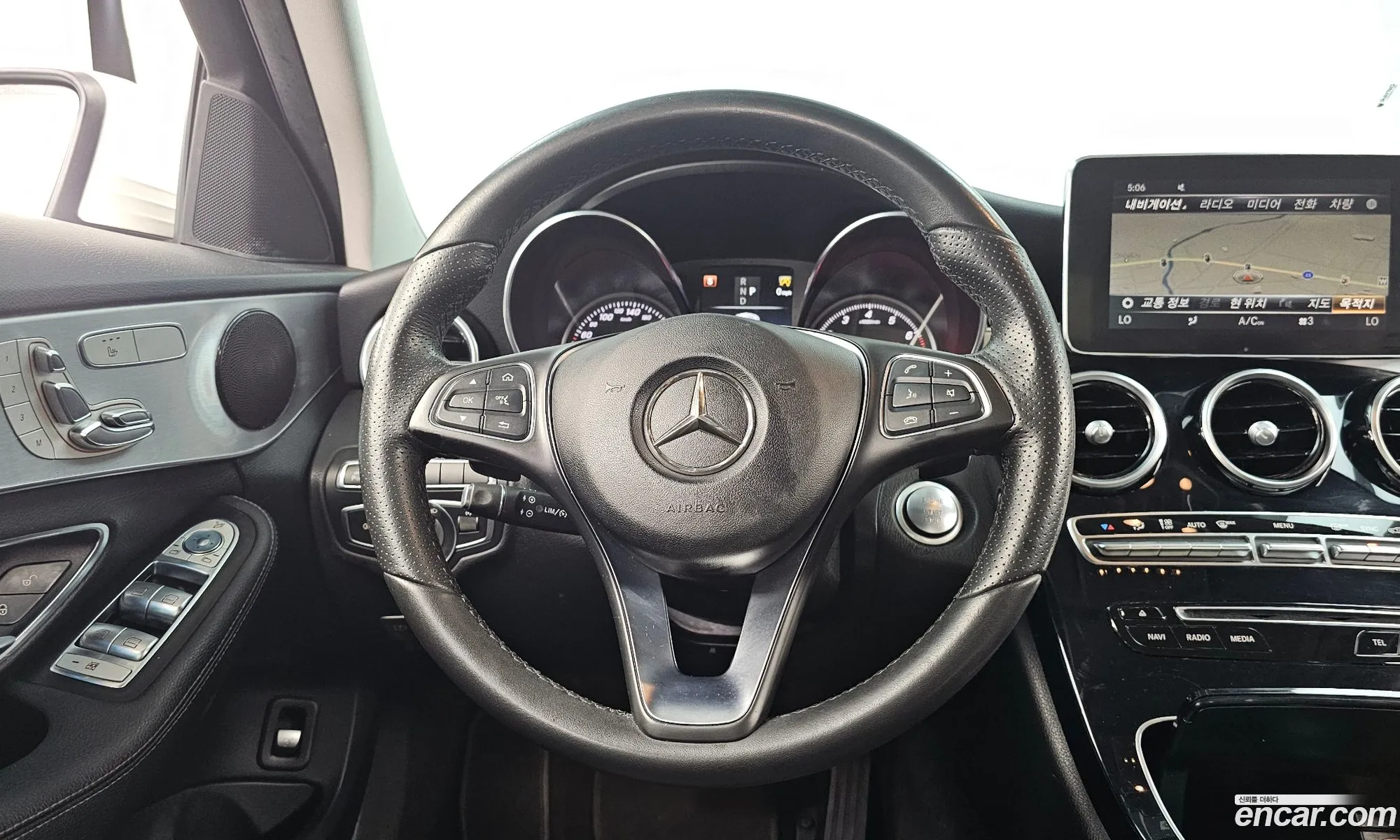 Mercedes-Benz C-Class W205 2017 — 29