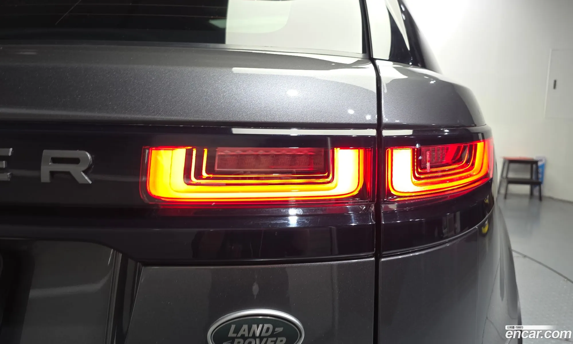 Land Rover Range Rover Velar 2019 — 30
